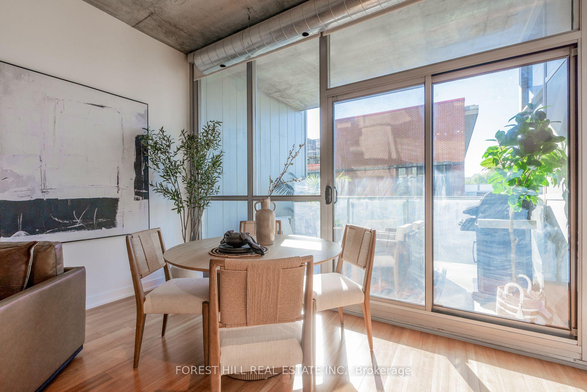 Photo 7 of Unit 415, 60 Bathurst Street, Toronto, Niagara — HOMEH
