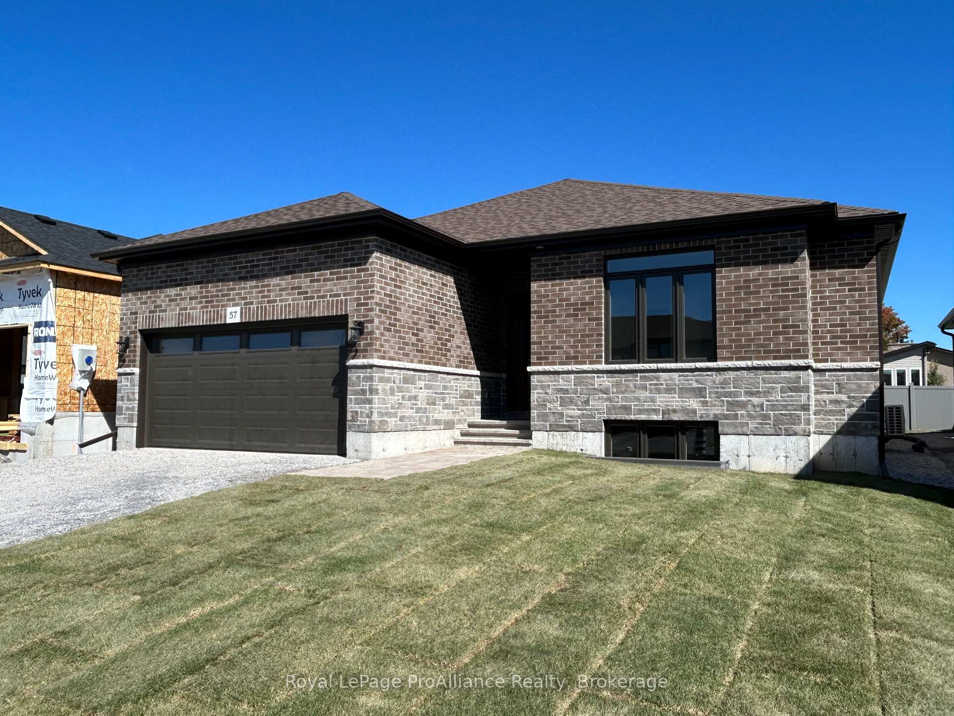 Photo 2 of 57 Cottonwood Drive, Belleville, Thurlow Ward — HOMEH