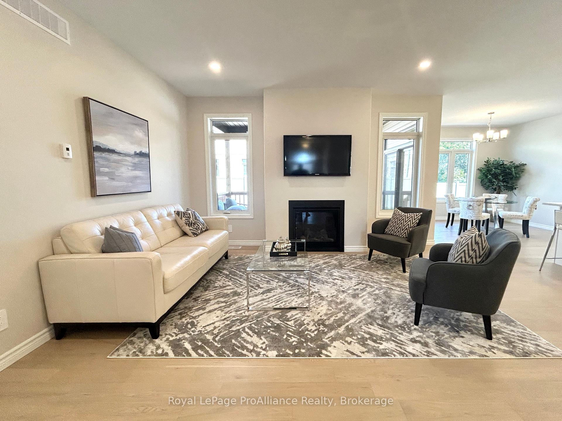 Photo 4 of 57 Cottonwood Drive, Belleville, Thurlow Ward — HOMEH