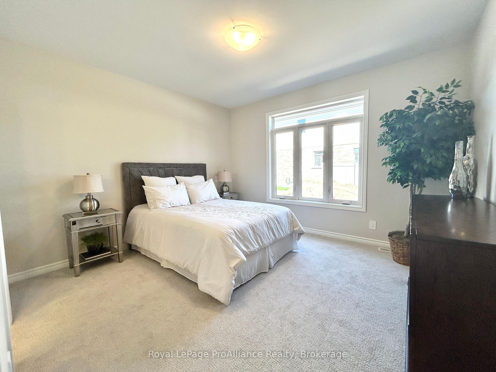 Photo 12 of 57 Cottonwood Drive, Belleville, Thurlow Ward — HOMEH