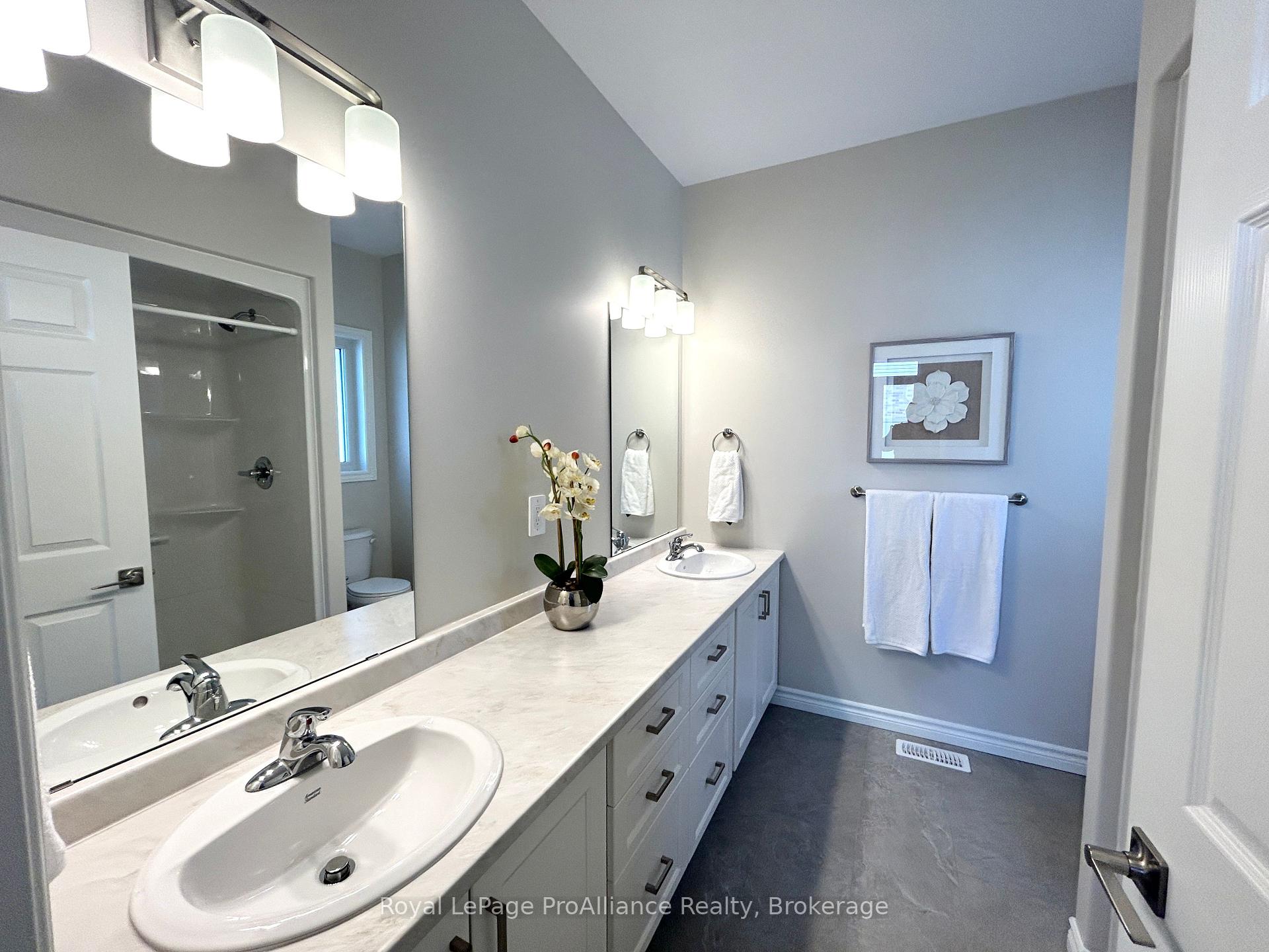 Photo 14 of 57 Cottonwood Drive, Belleville, Thurlow Ward — HOMEH
