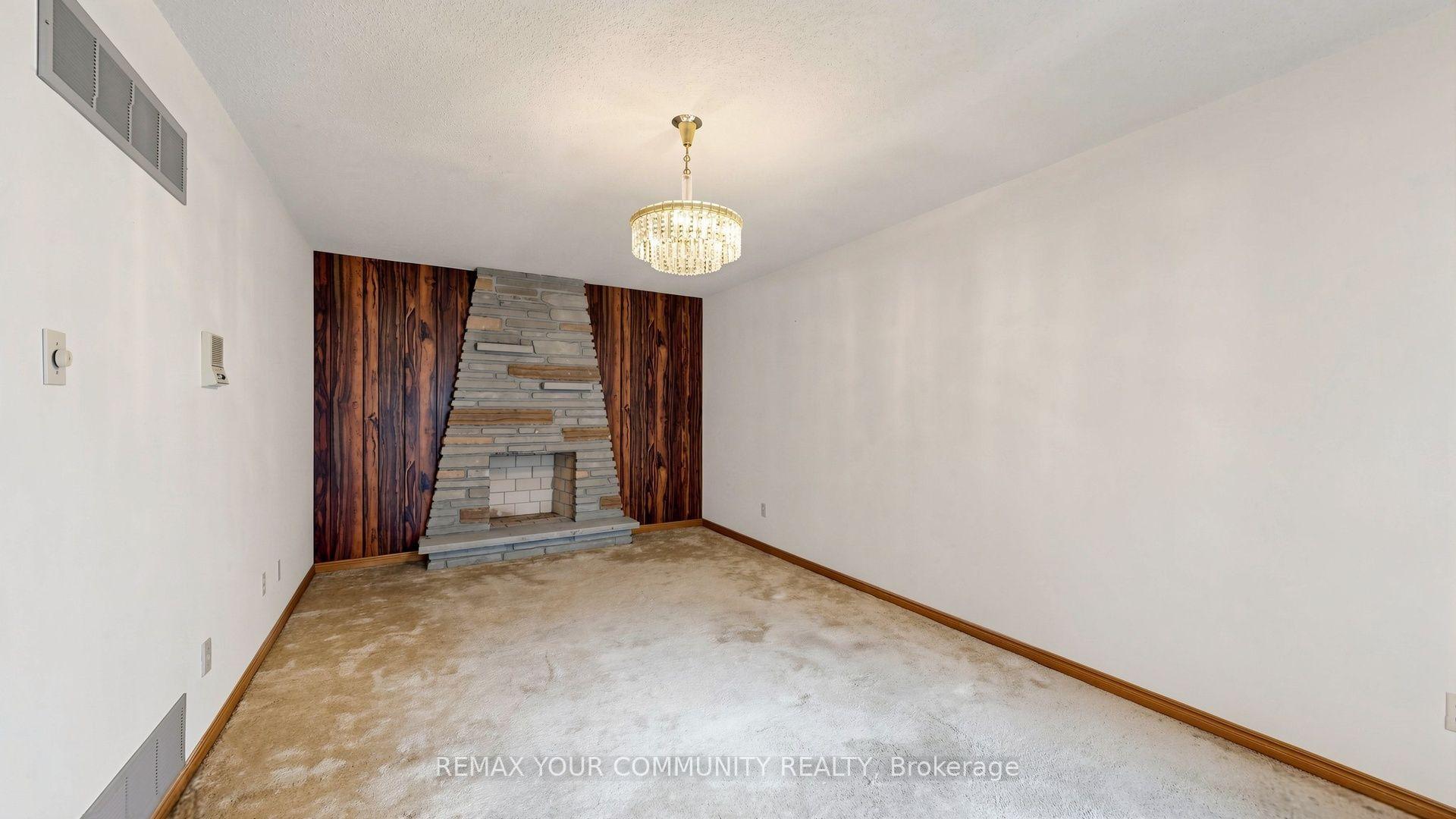 Photo 18 of 2 Trimontium Crescent, Toronto, East York — HOMEH
