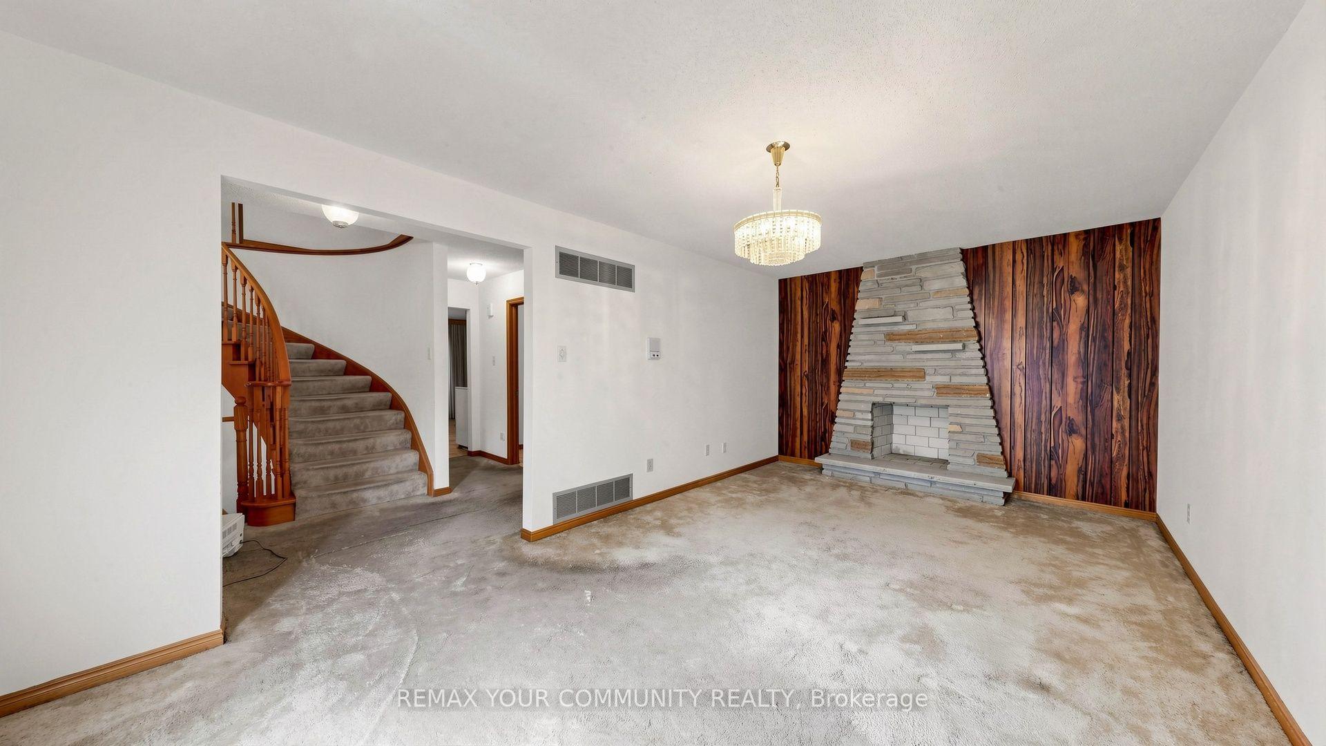 Photo 19 of 2 Trimontium Crescent, Toronto, East York — HOMEH