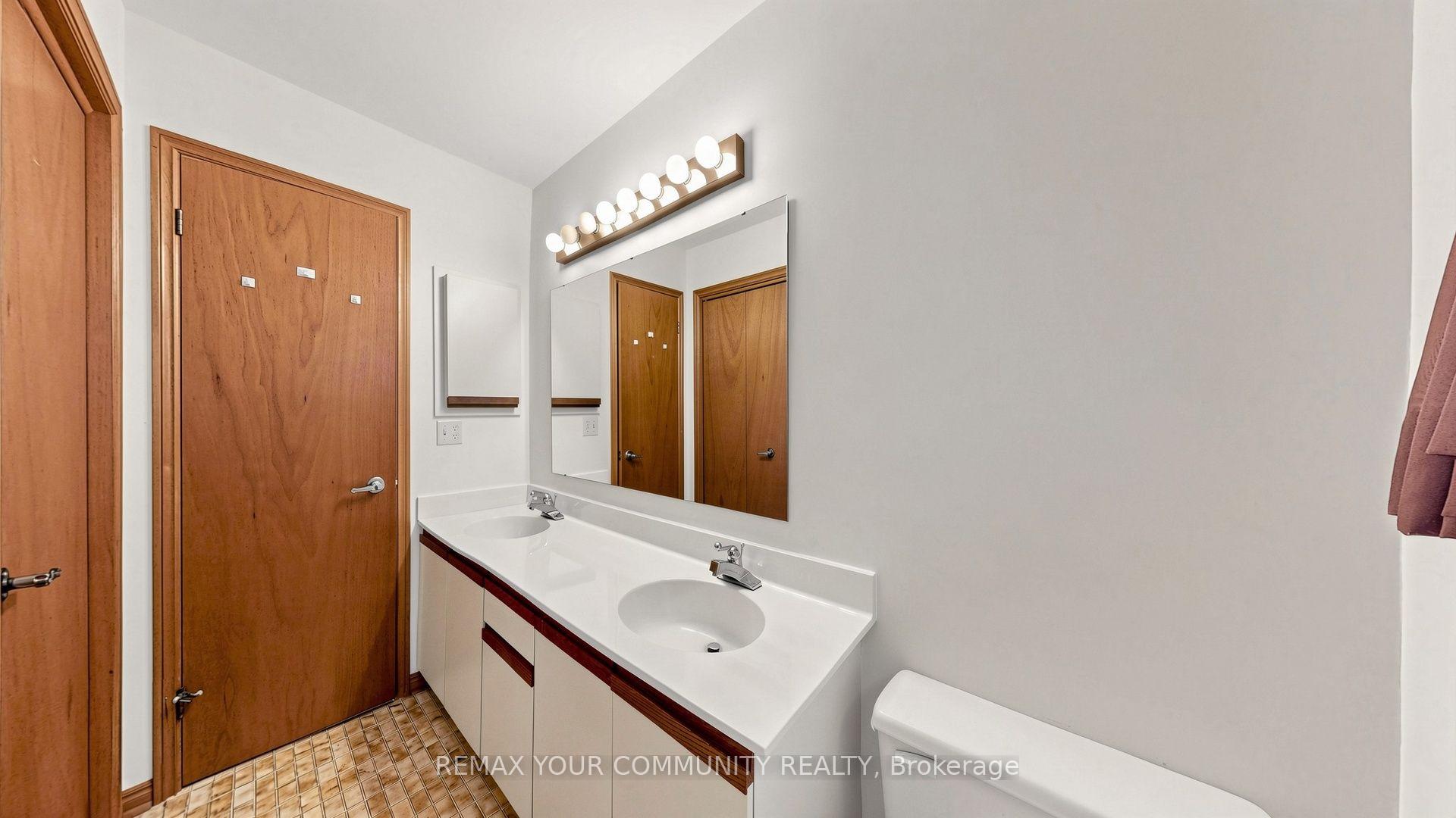 Photo 32 of 2 Trimontium Crescent, Toronto, East York — HOMEH