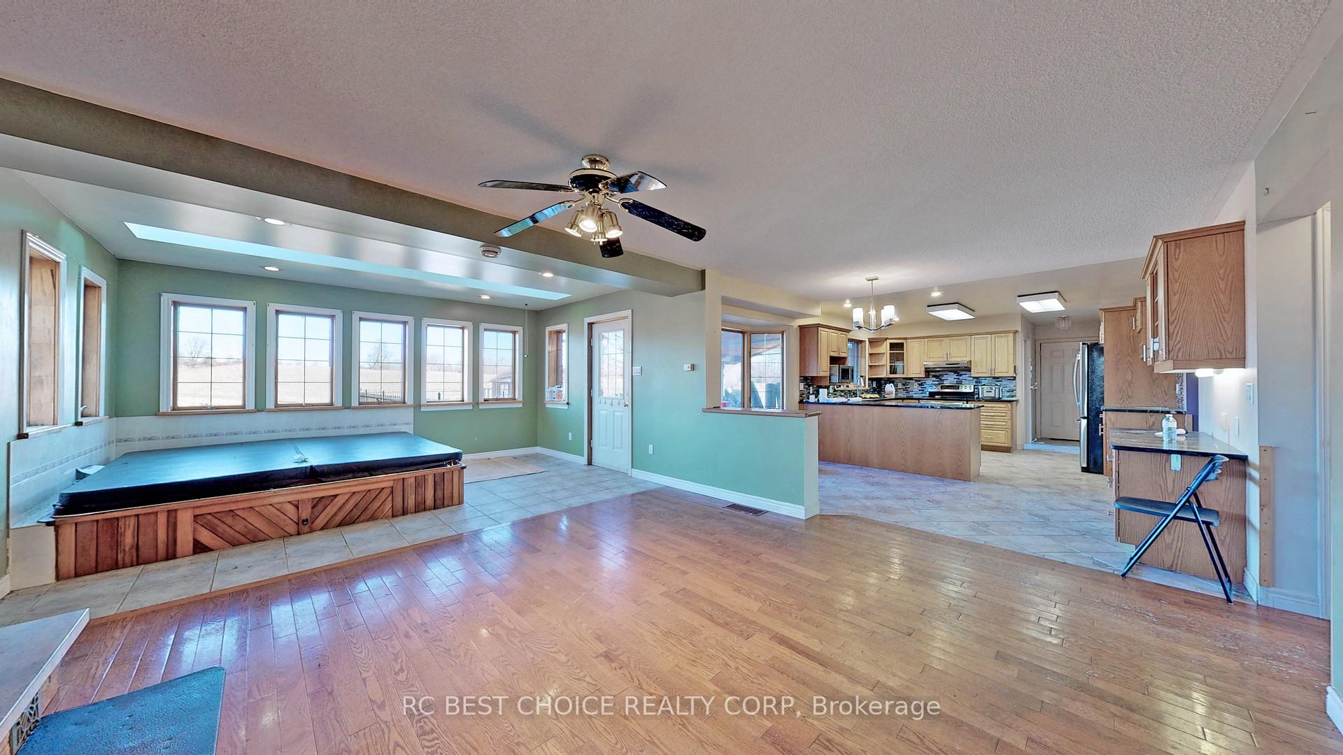 Photo 7 of 571 Hickory Beach Road, Kawartha Lakes, Verulam — HOMEH