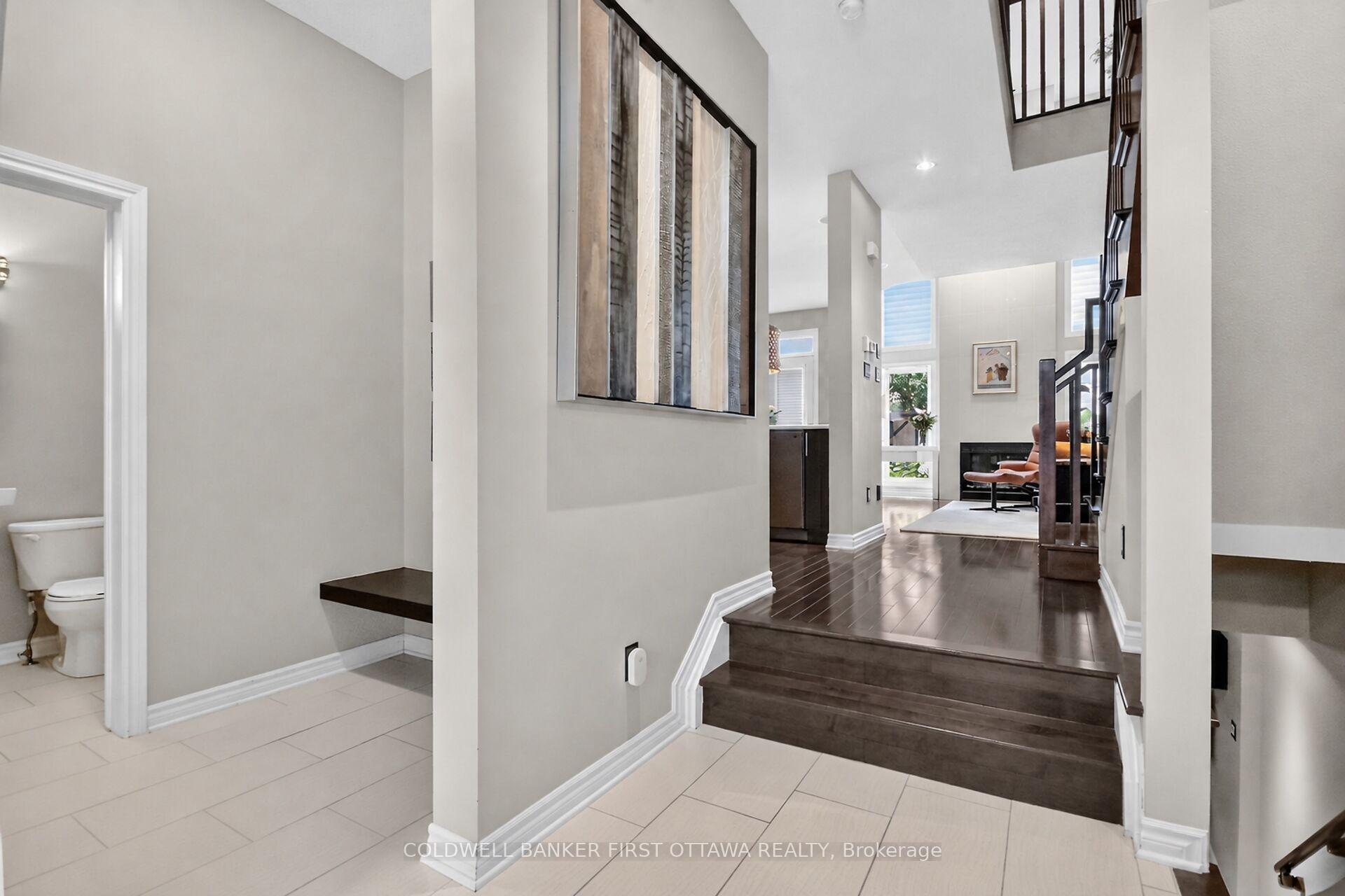 Photo 4 of 184 Mattingly Way, Ottawa, Riverside South/Gloucester Glen — HOMEH