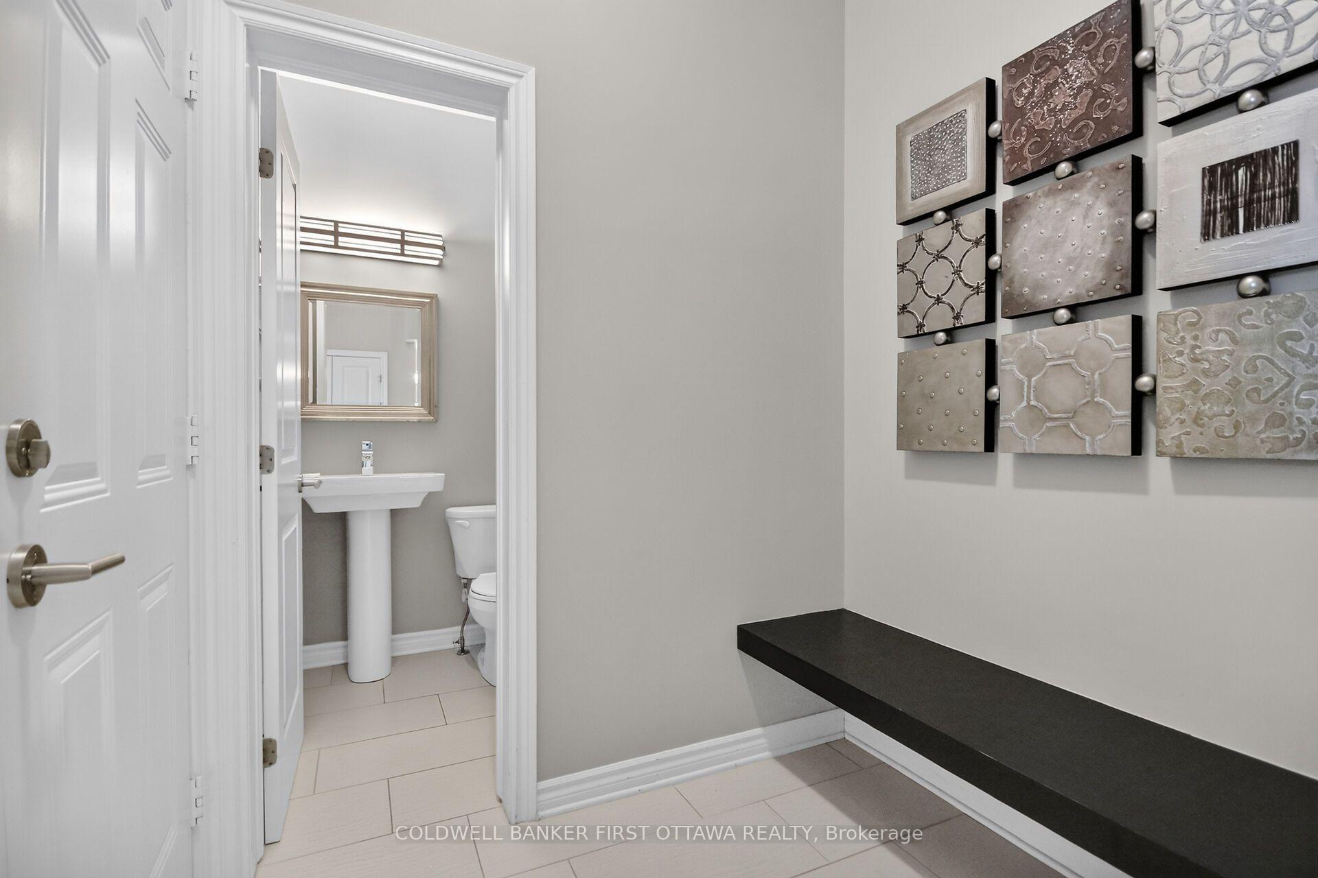 Photo 6 of 184 Mattingly Way, Ottawa, Riverside South/Gloucester Glen — HOMEH