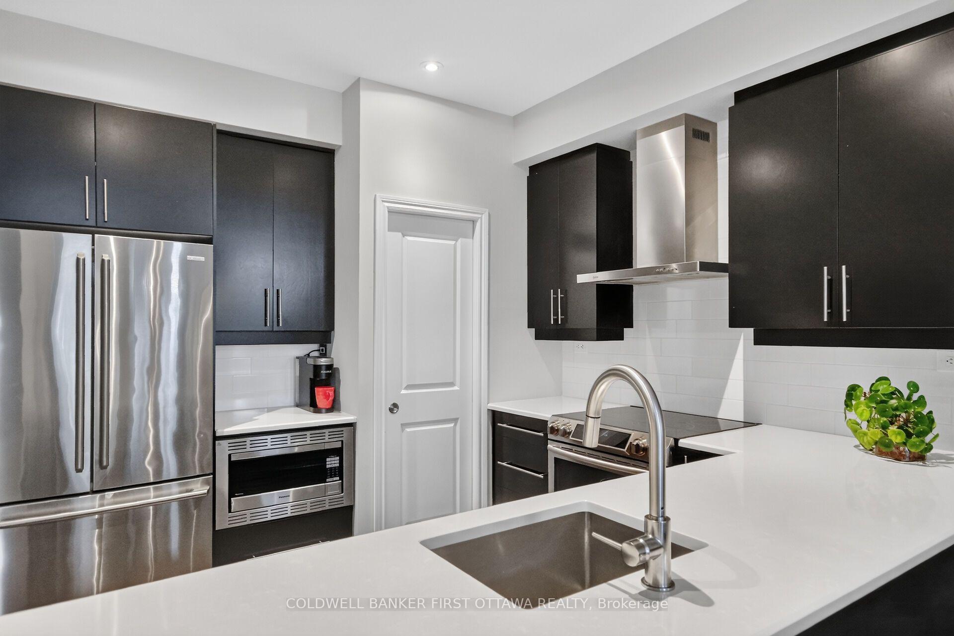 Photo 16 of 184 Mattingly Way, Ottawa, Riverside South/Gloucester Glen — HOMEH