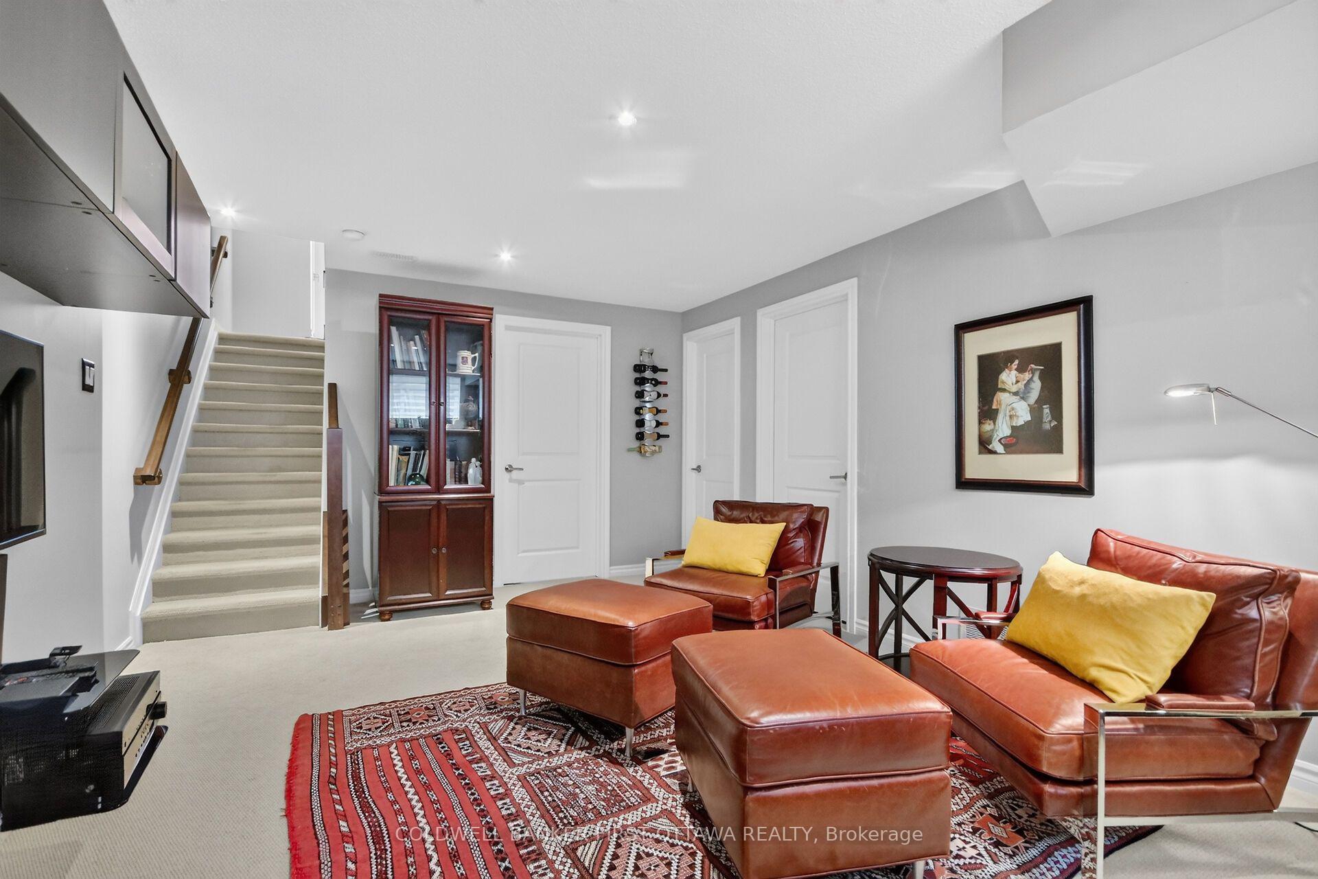 Photo 38 of 184 Mattingly Way, Ottawa, Riverside South/Gloucester Glen — HOMEH