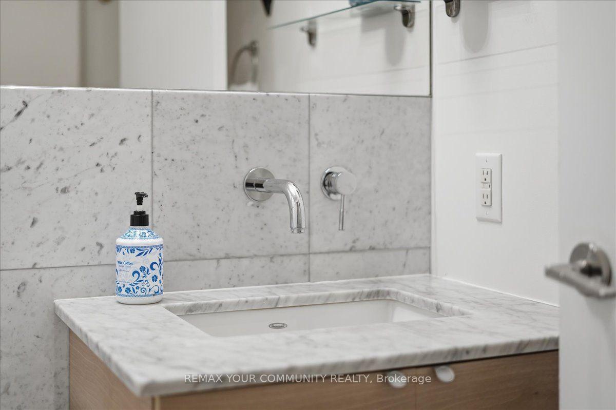 Photo 7 of Unit 227, 380 Macpherson Avenue, Toronto, Casa Loma — HOMEH