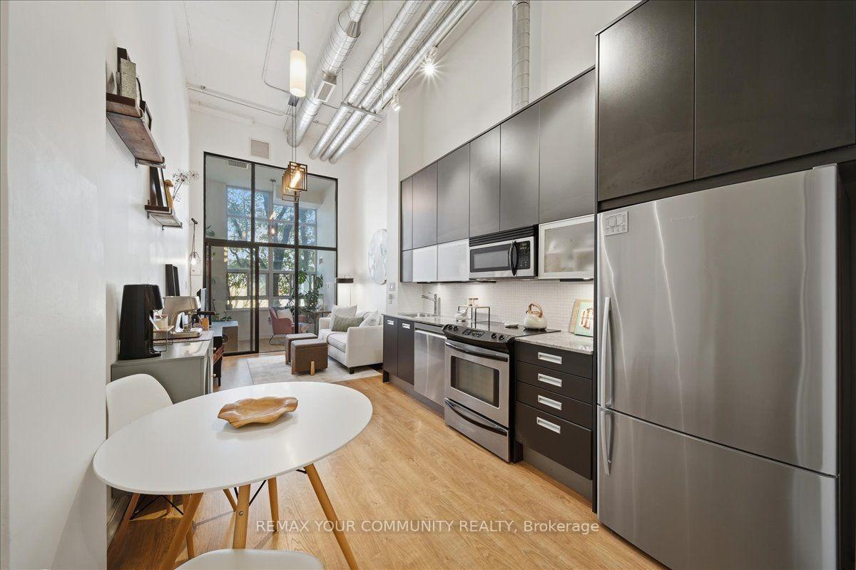 Photo 15 of Unit 227, 380 Macpherson Avenue, Toronto, Casa Loma — HOMEH