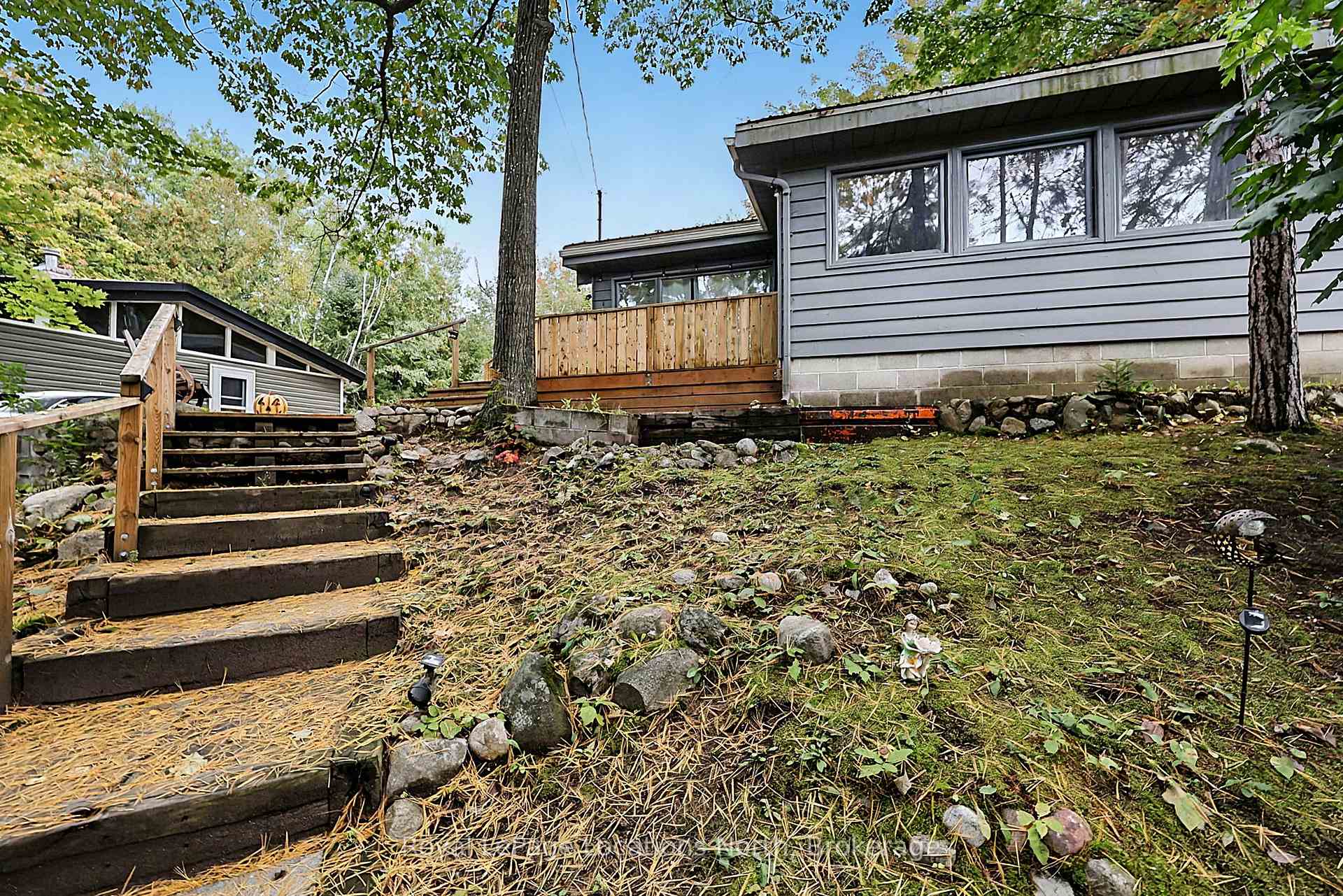 Photo 3 of 109 Park Road, Tiny, Rural Tiny — HOMEH