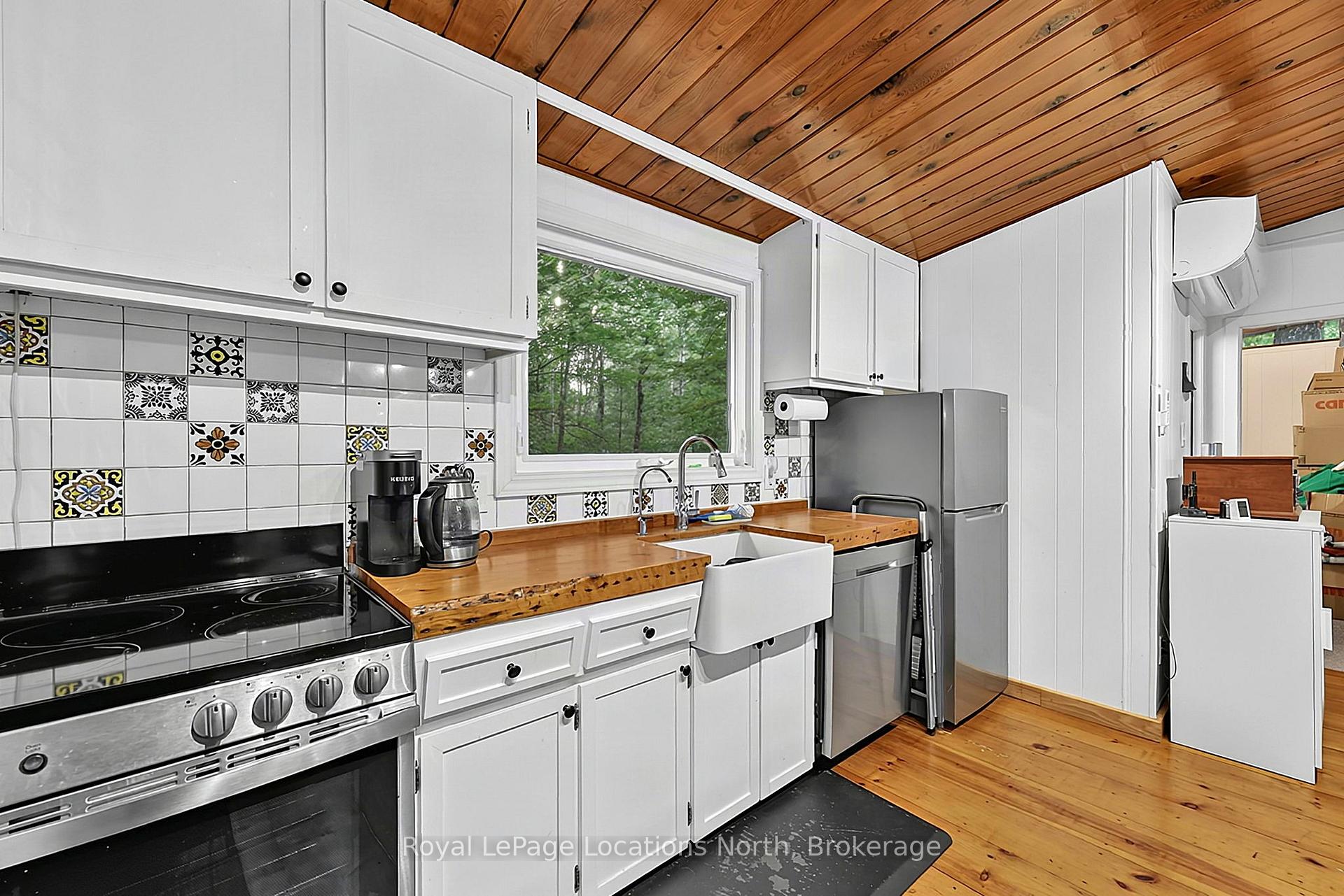Photo 13 of 109 Park Road, Tiny, Rural Tiny — HOMEH