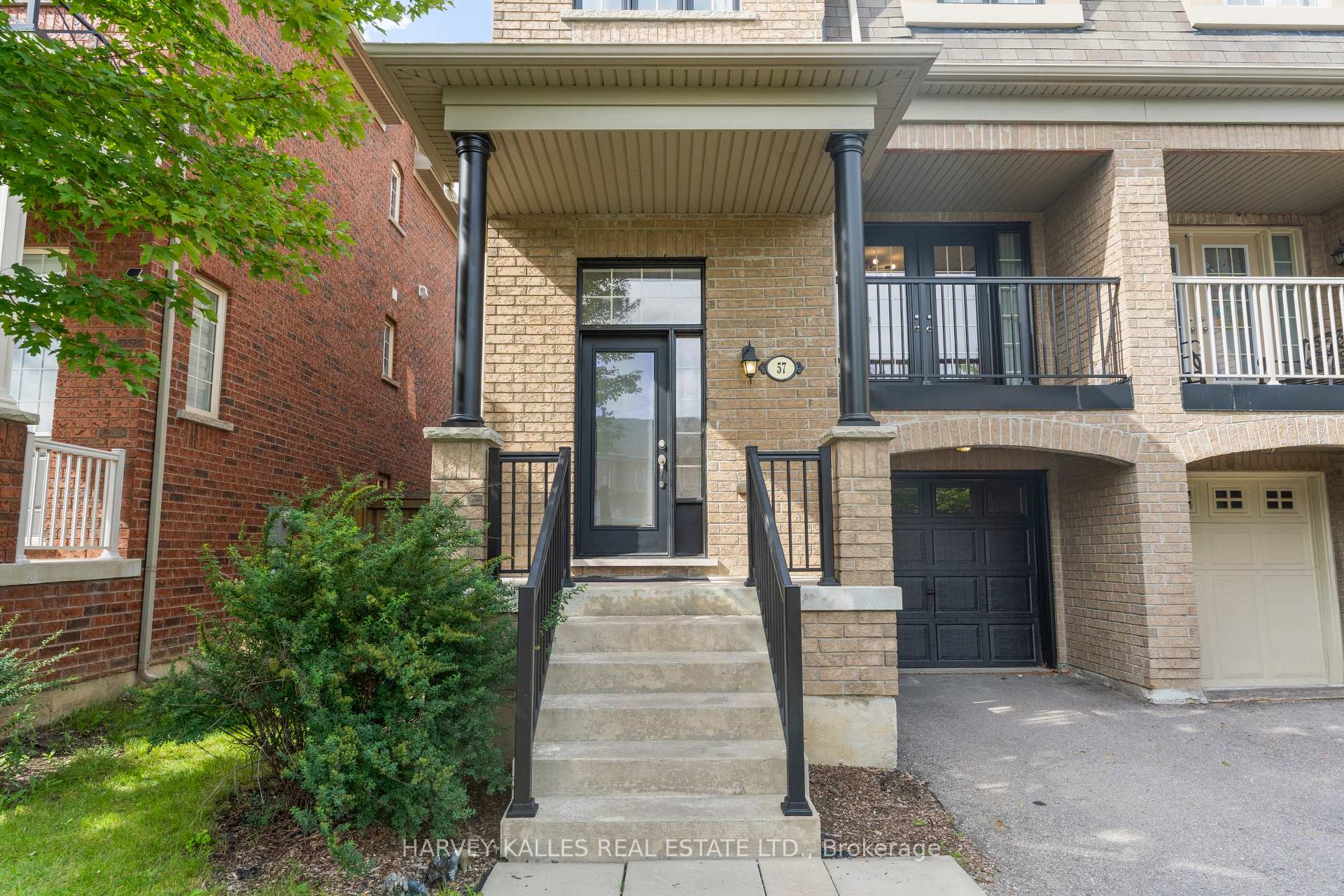Photo 3 of 57 Elderbrook Crescent, Vaughan, Patterson — HOMEH