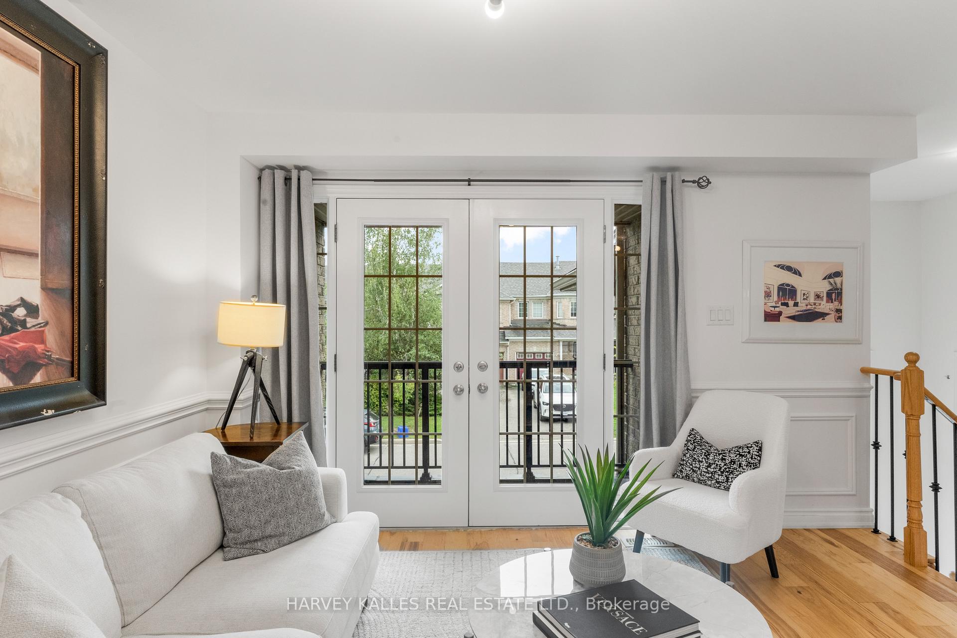 Photo 8 of 57 Elderbrook Crescent, Vaughan, Patterson — HOMEH
