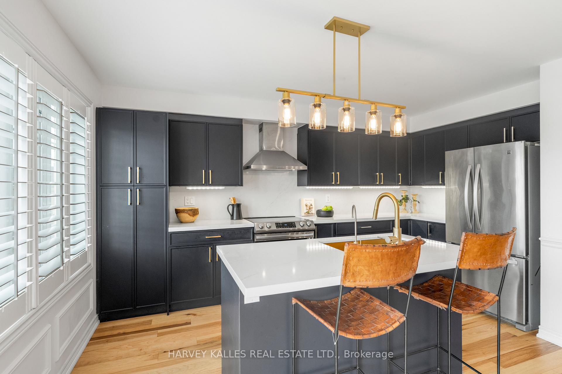 Photo 11 of 57 Elderbrook Crescent, Vaughan, Patterson — HOMEH