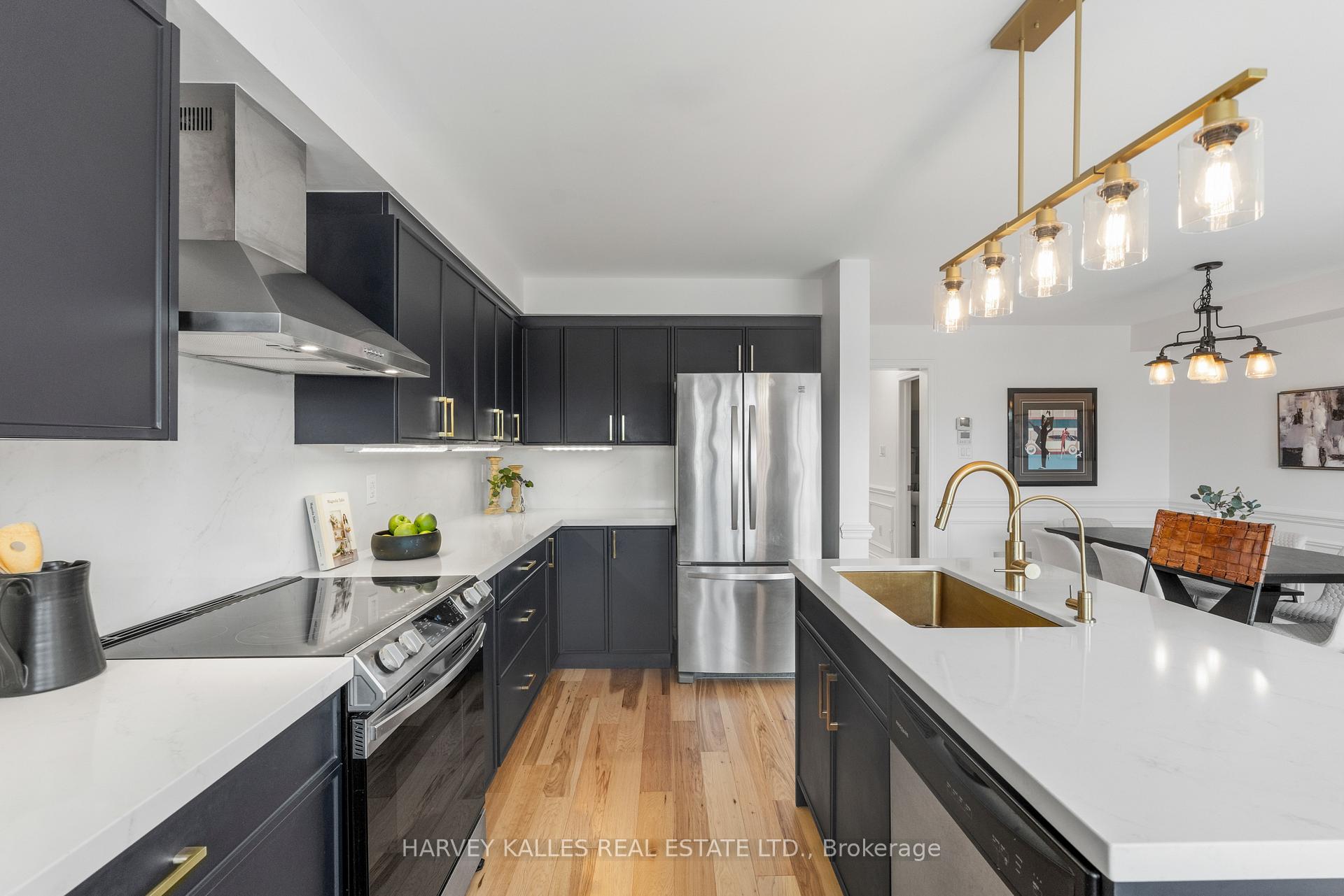 Photo 12 of 57 Elderbrook Crescent, Vaughan, Patterson — HOMEH