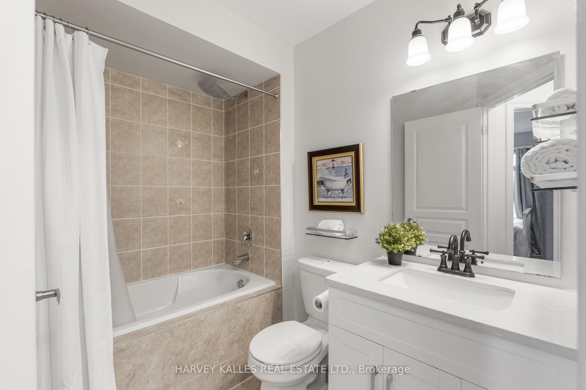 Photo 19 of 57 Elderbrook Crescent, Vaughan, Patterson — HOMEH