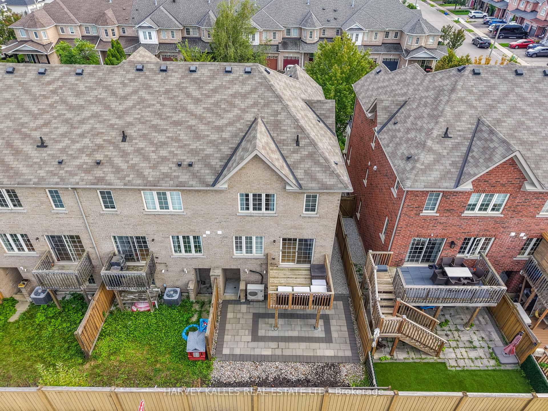 Photo 25 of 57 Elderbrook Crescent, Vaughan, Patterson — HOMEH