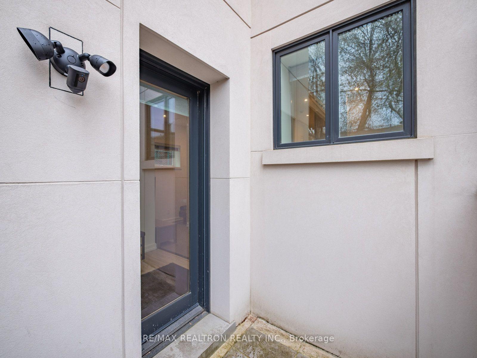 Photo 8 of Unit Lower, 10 Katherine Road, North York, Downsview-Roding-CFB — HOMEH