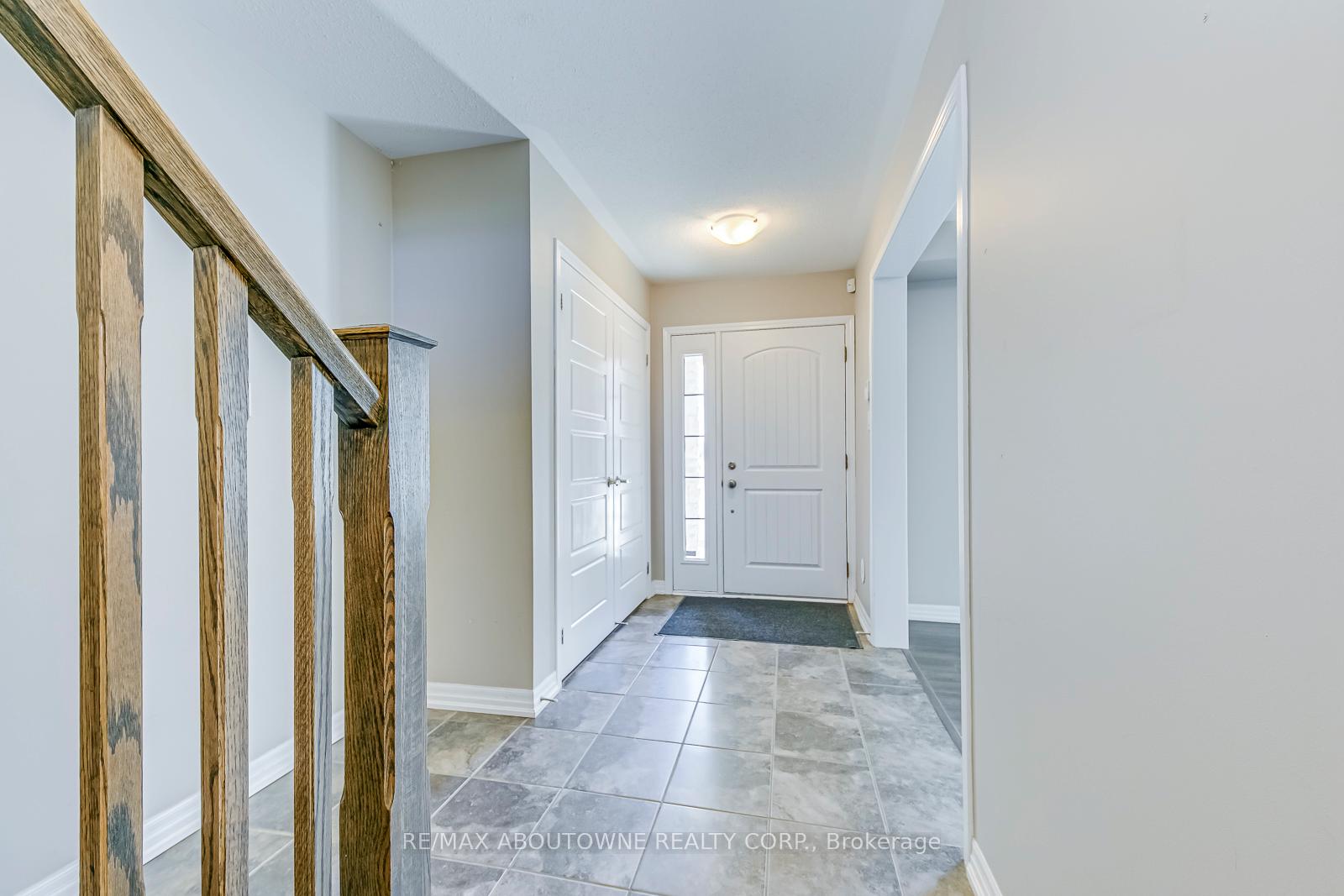Photo 4 of 212 Ellen Davidson Drive, Oakville, Glenorchy — HOMEH