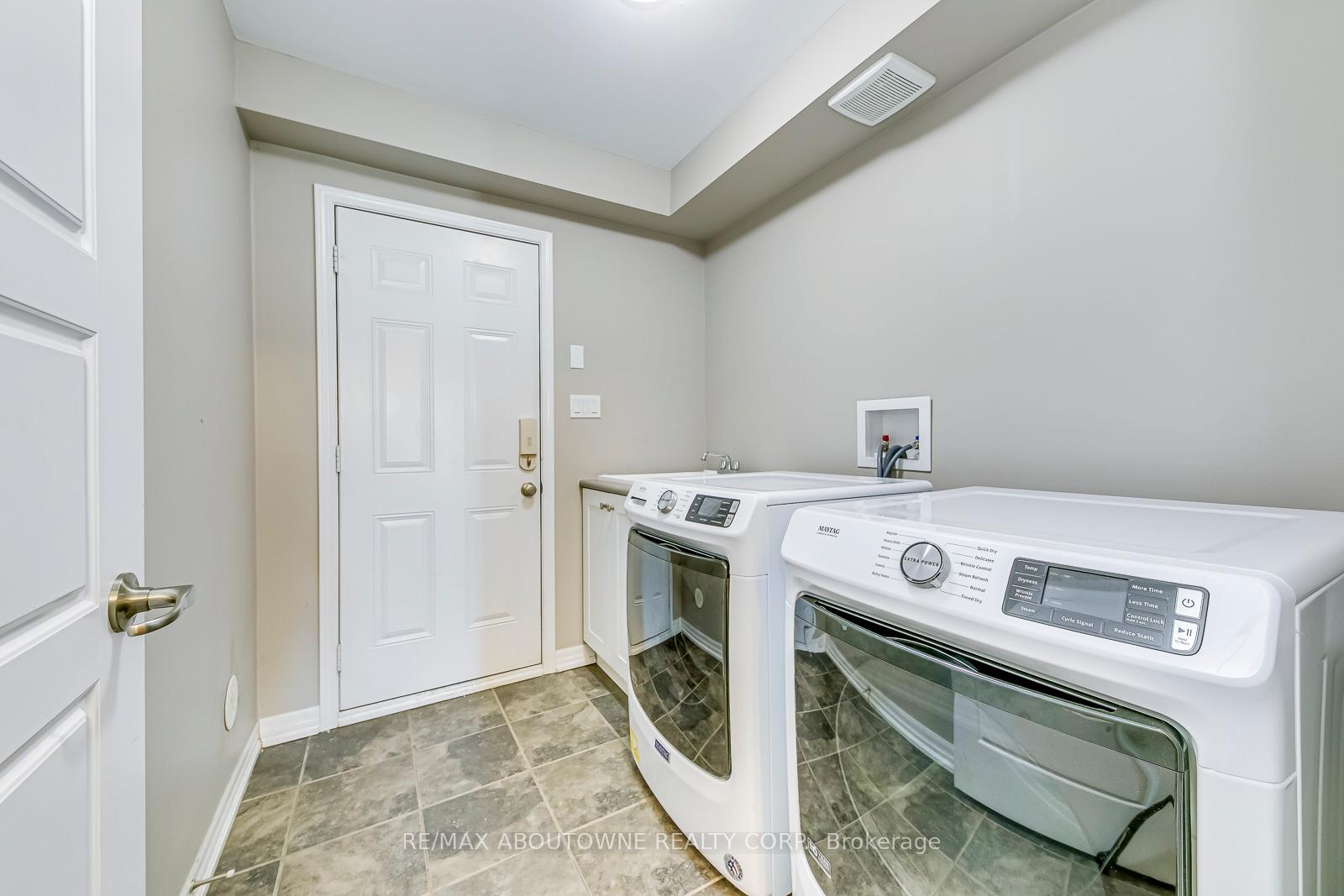 Photo 8 of 212 Ellen Davidson Drive, Oakville, Glenorchy — HOMEH