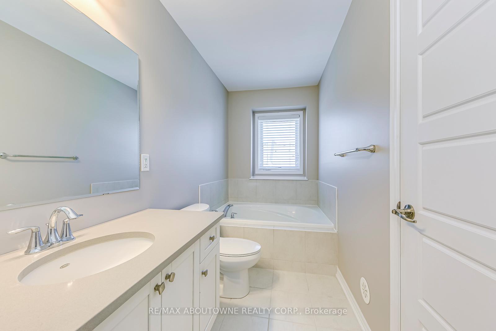 Photo 32 of 212 Ellen Davidson Drive, Oakville, Glenorchy — HOMEH