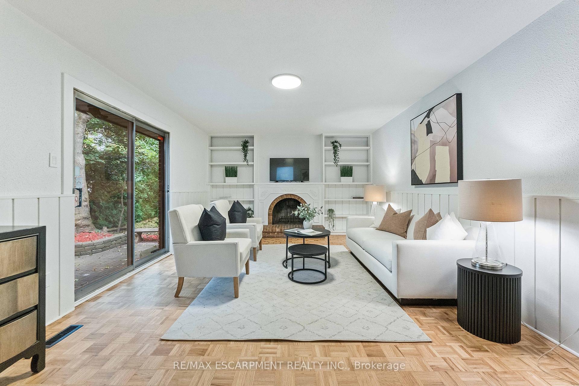 Photo 14 of 786 Edistel Crescent, Mississauga, Lorne Park — HOMEH