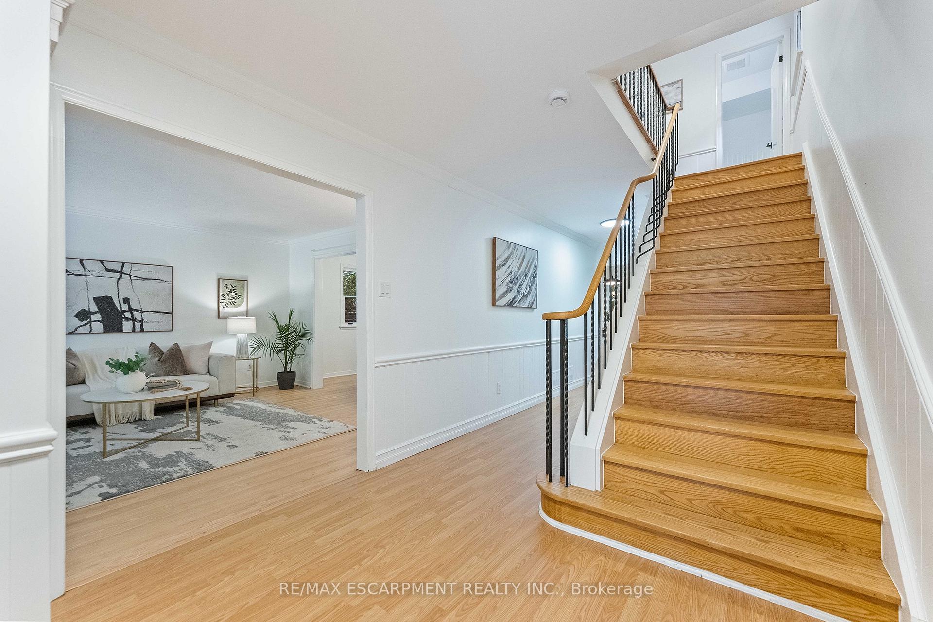Photo 17 of 786 Edistel Crescent, Mississauga, Lorne Park — HOMEH