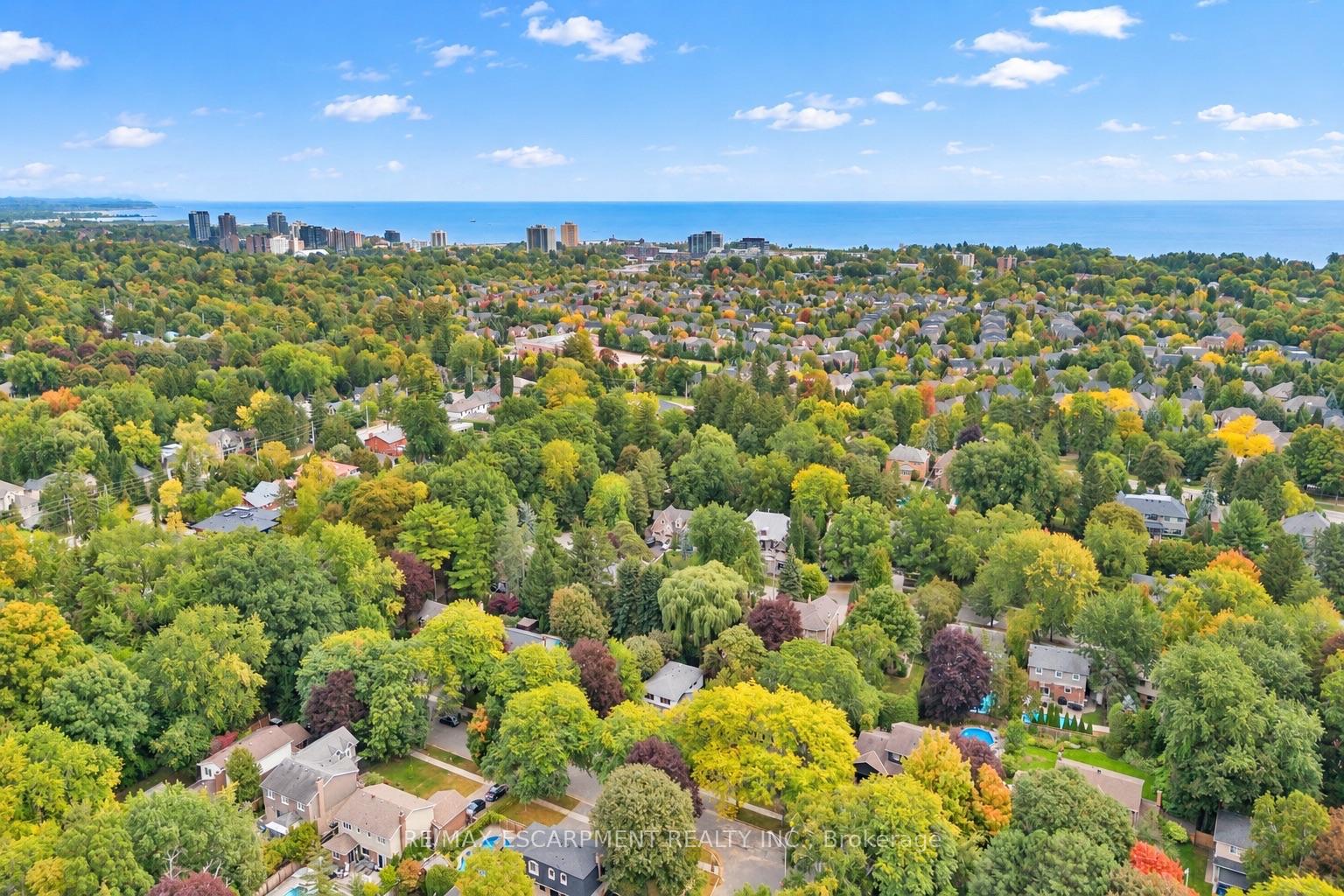 Photo 30 of 786 Edistel Crescent, Mississauga, Lorne Park — HOMEH