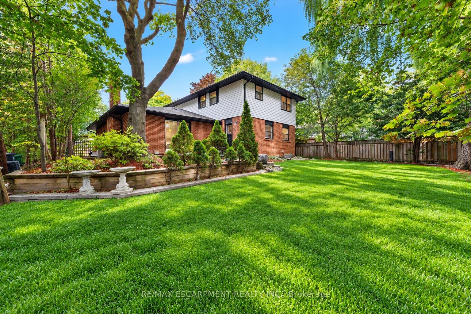 Photo 33 of 786 Edistel Crescent, Mississauga, Lorne Park — HOMEH