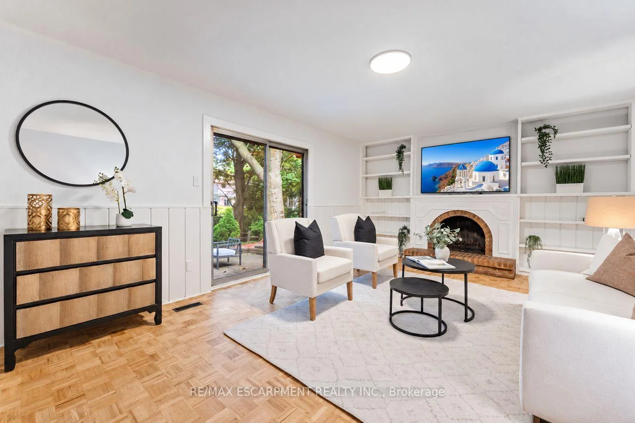 Photo 13 of 786 Edistel Crescent, Mississauga, Lorne Park — HOMEH
