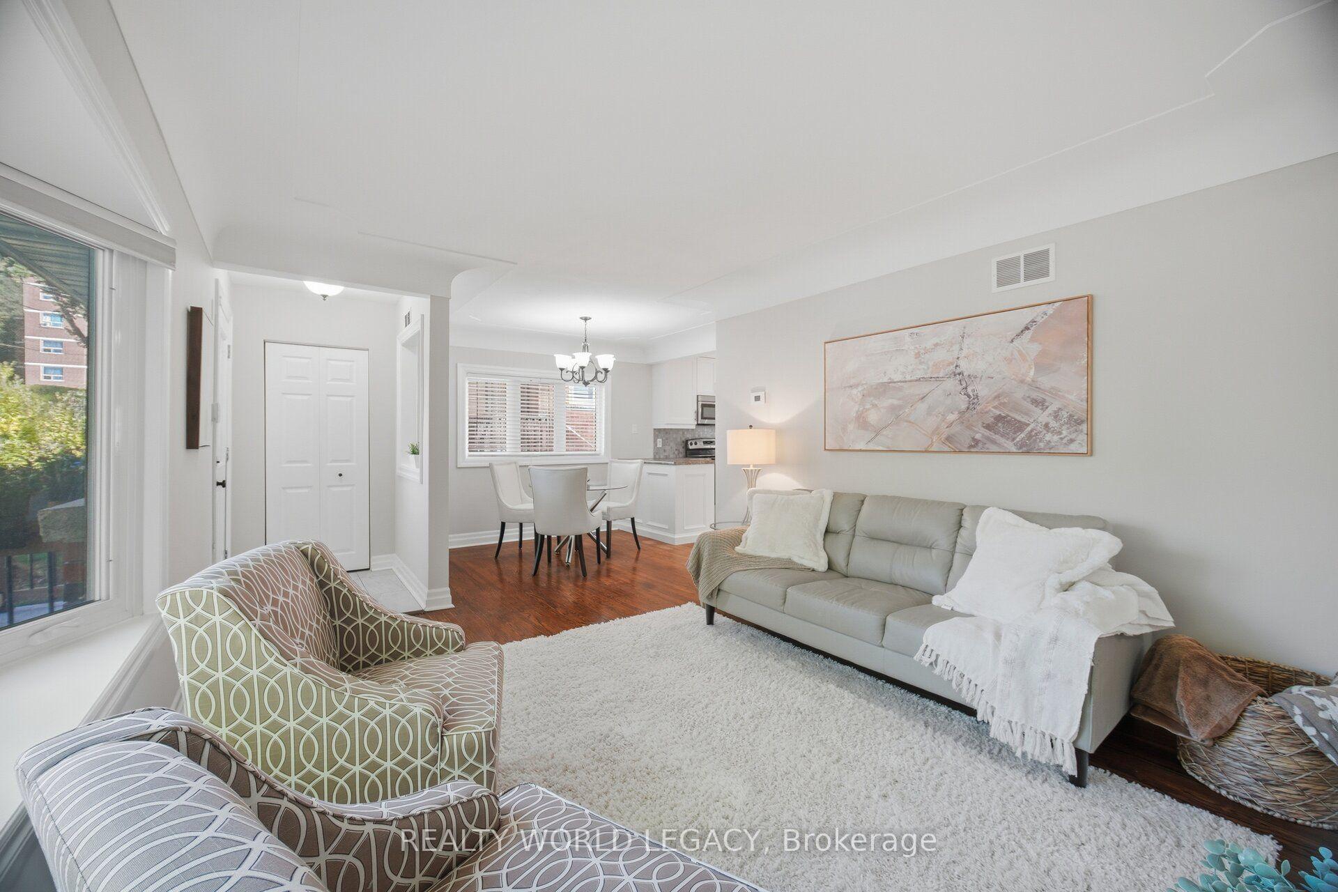 Photo 11 of 18 Delsey Street, Hamilton, Dundas — HOMEH