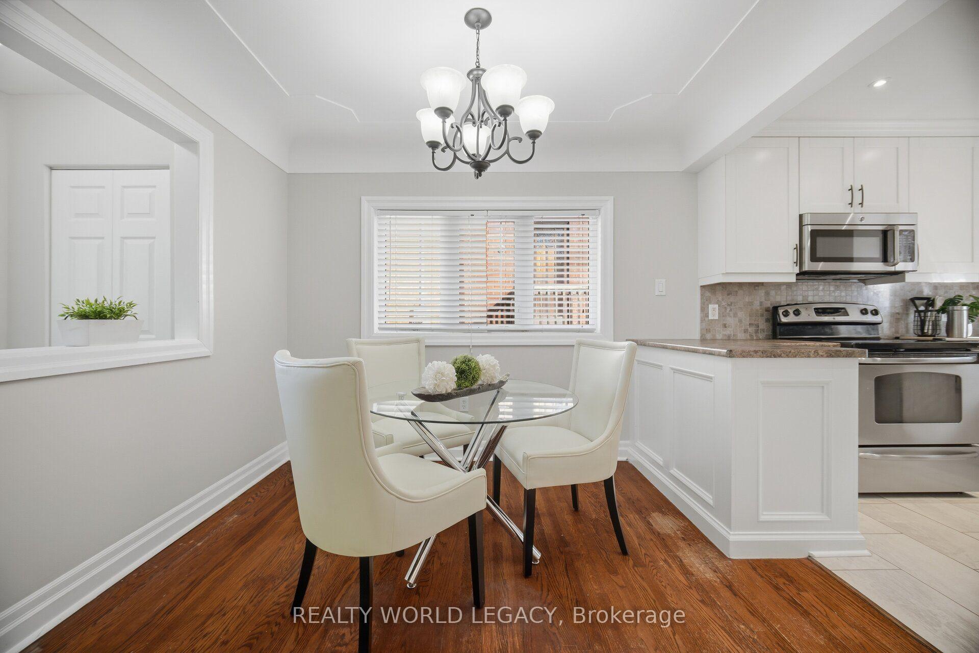Photo 12 of 18 Delsey Street, Hamilton, Dundas — HOMEH