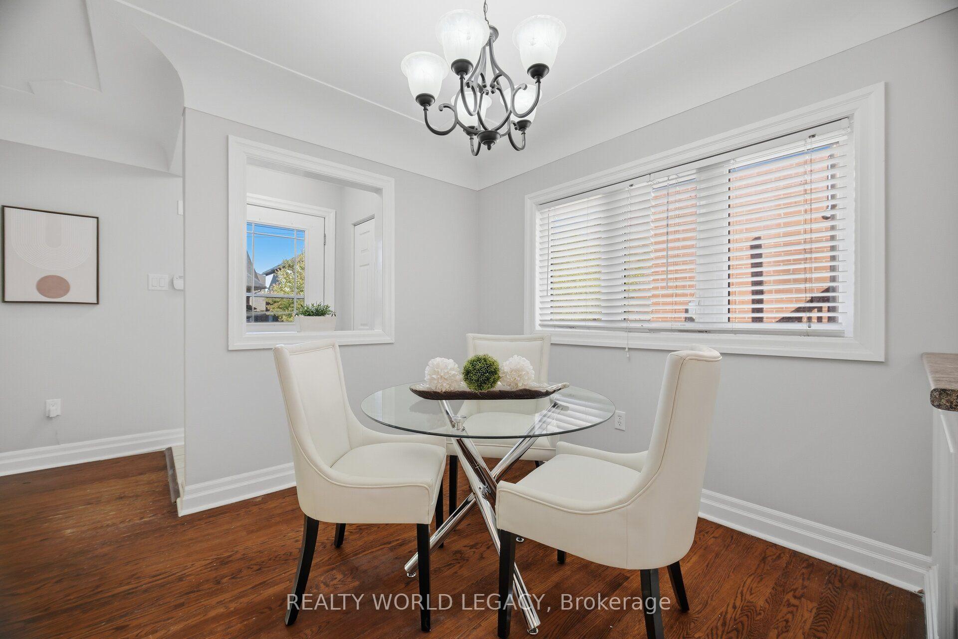 Photo 13 of 18 Delsey Street, Hamilton, Dundas — HOMEH