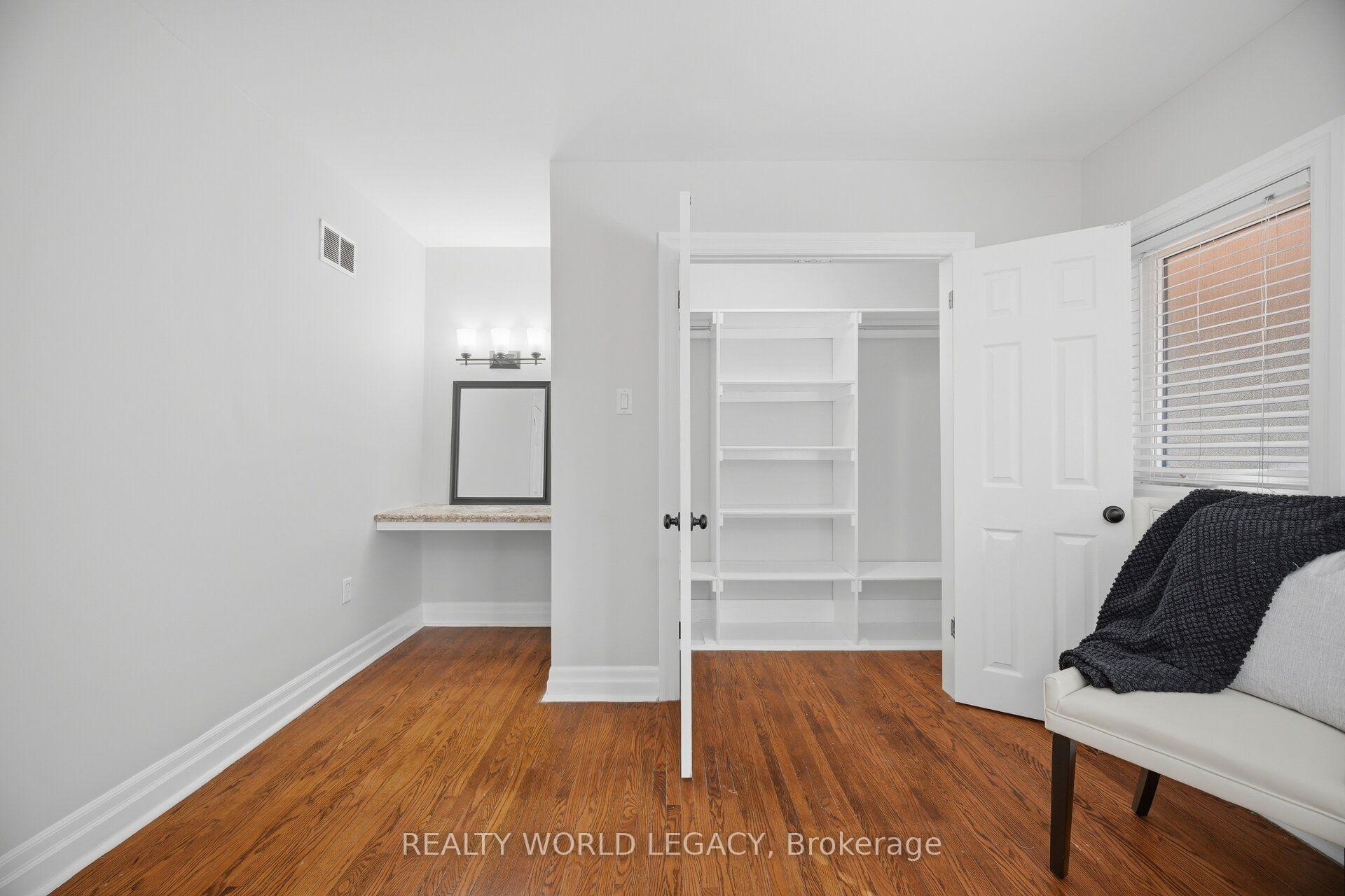 Photo 24 of 18 Delsey Street, Hamilton, Dundas — HOMEH