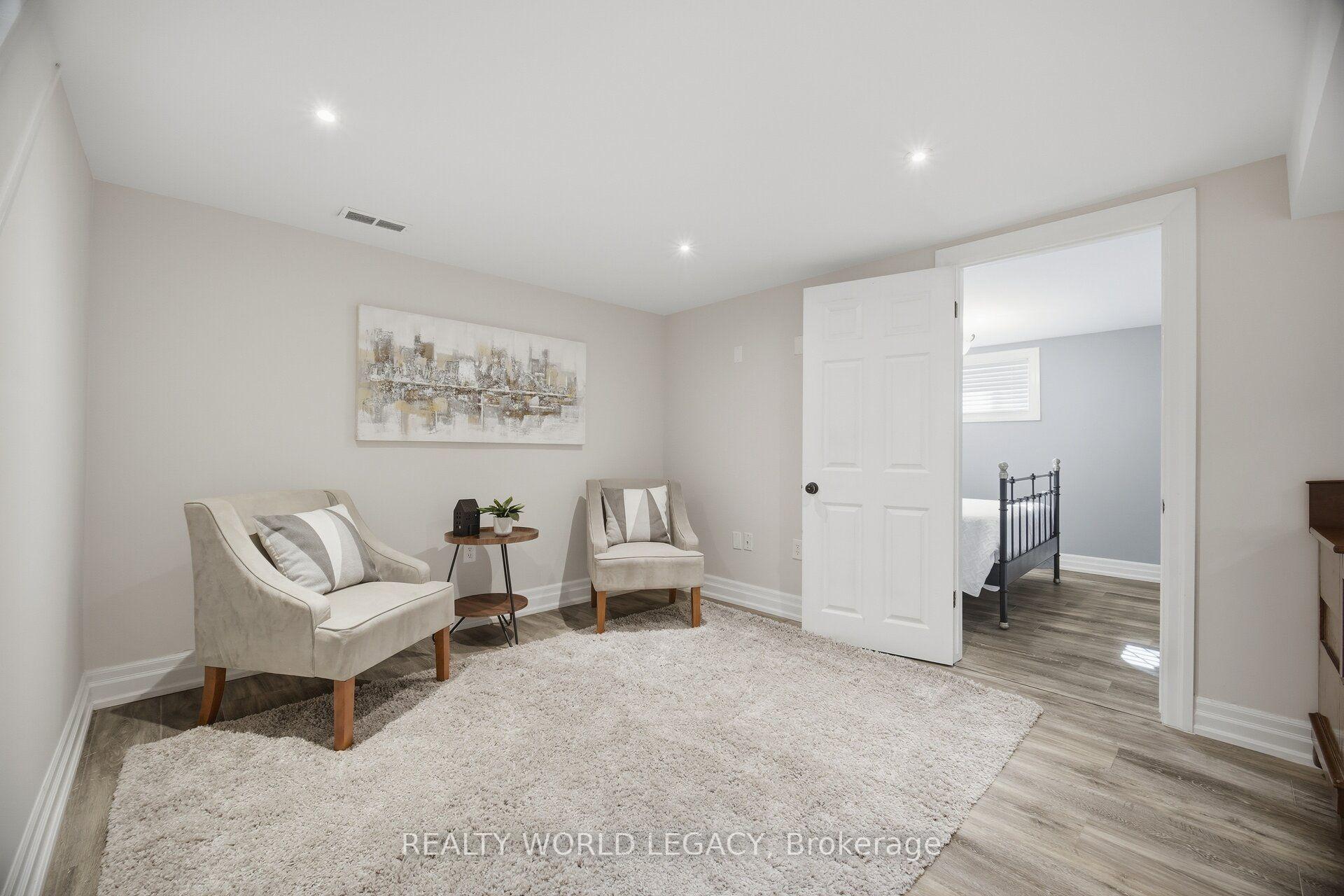Photo 30 of 18 Delsey Street, Hamilton, Dundas — HOMEH
