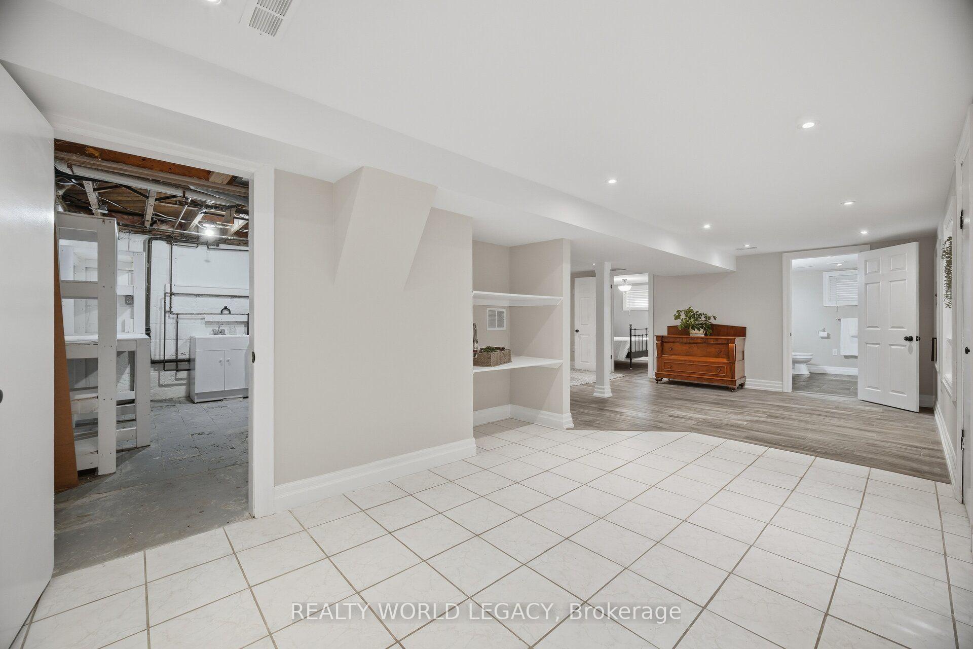 Photo 37 of 18 Delsey Street, Hamilton, Dundas — HOMEH