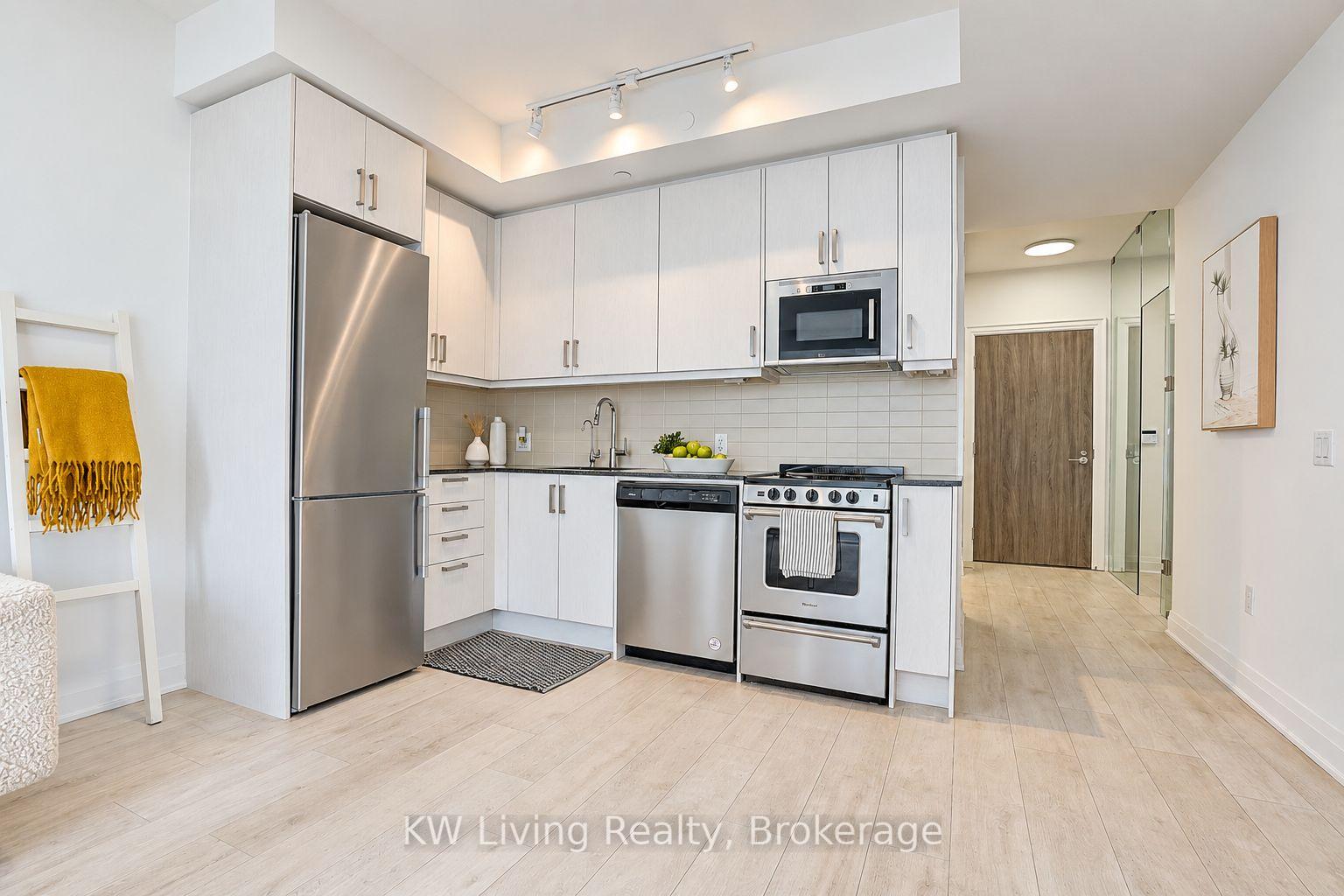 Photo 7 of Unit 515, 10 Gatineau Drive, Vaughan, Beverley Glen — HOMEH