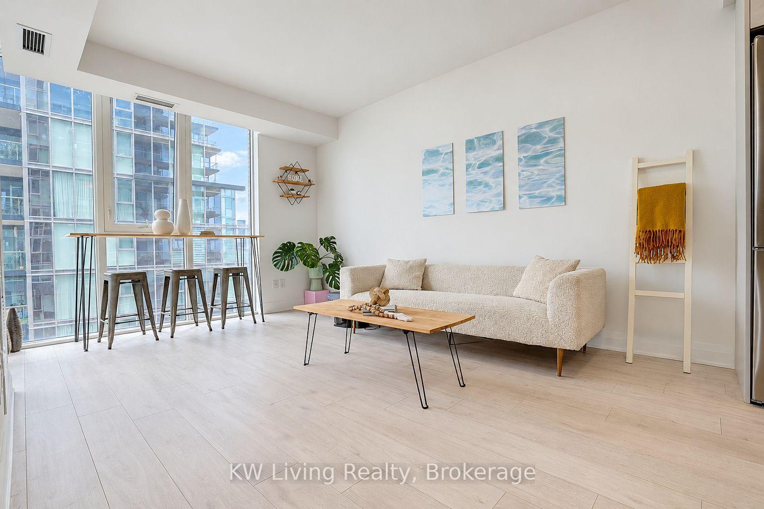 Photo 10 of Unit 515, 10 Gatineau Drive, Vaughan, Beverley Glen — HOMEH