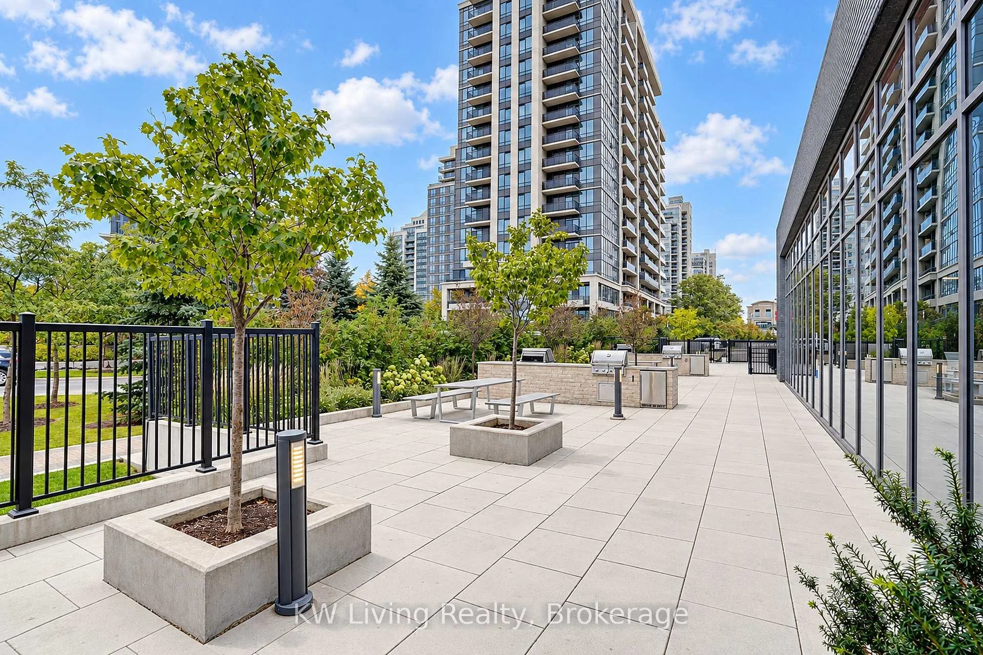 Photo 36 of Unit 515, 10 Gatineau Drive, Vaughan, Beverley Glen — HOMEH