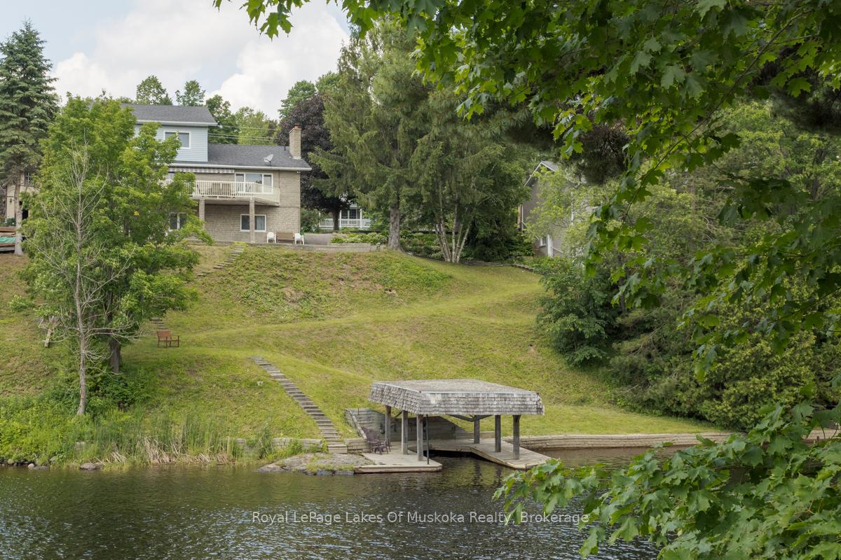 Photo 6 of 110 Dill Street, Bracebridge — HOMEH