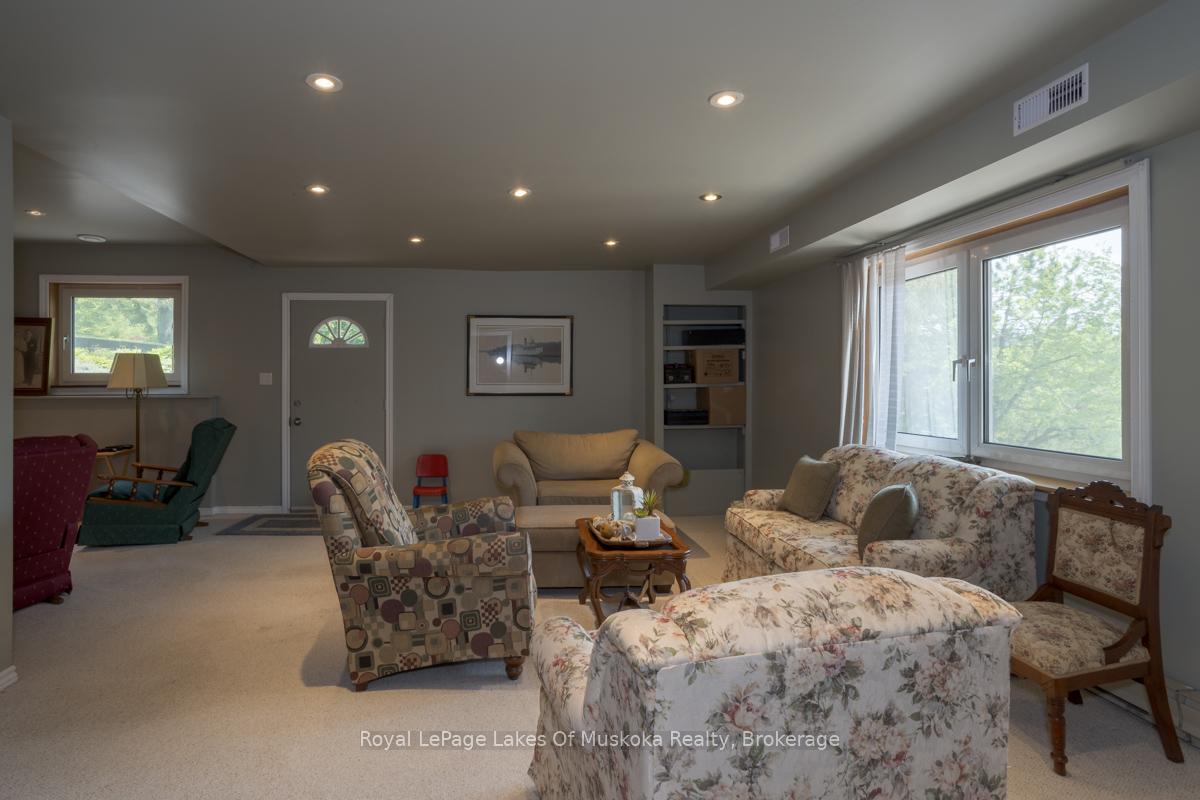 Photo 25 of 110 Dill Street, Bracebridge — HOMEH