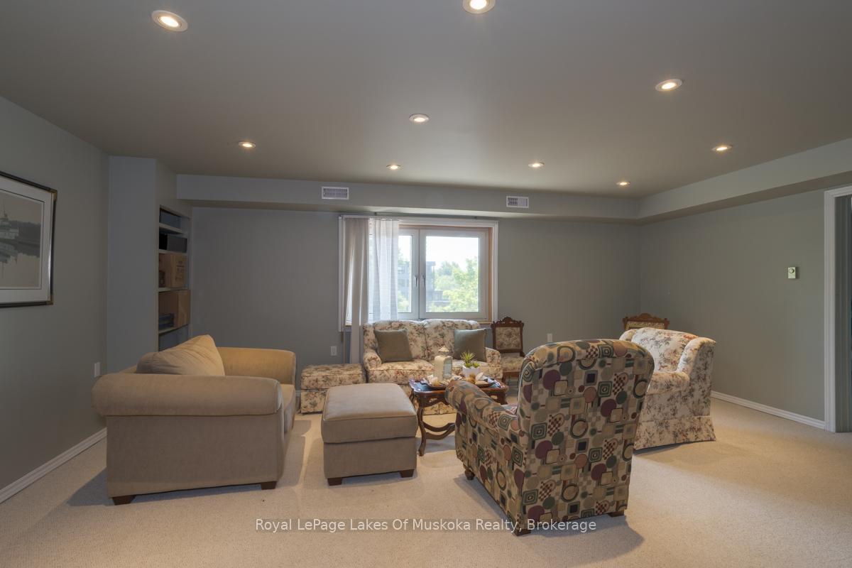 Photo 26 of 110 Dill Street, Bracebridge — HOMEH