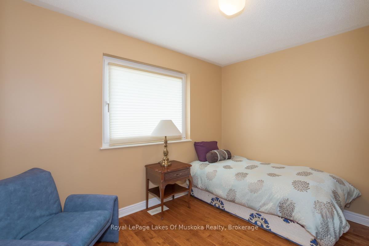 Photo 27 of 110 Dill Street, Bracebridge — HOMEH