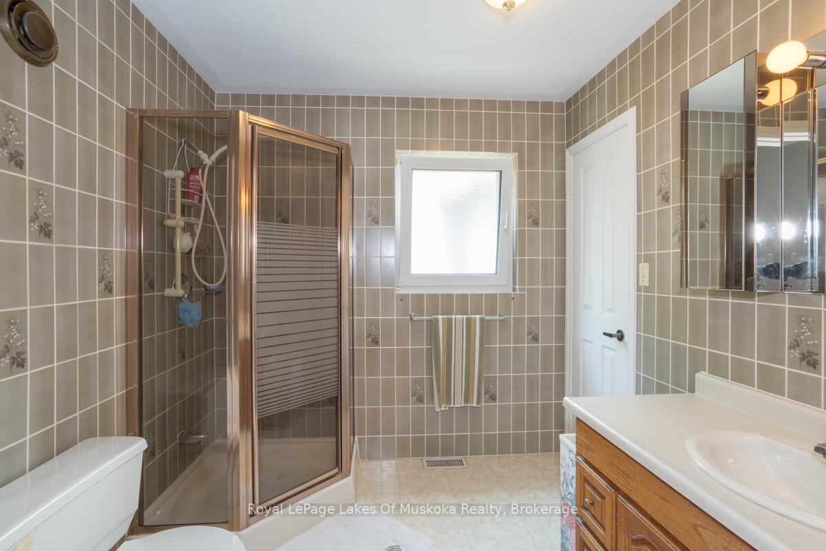 Photo 31 of 110 Dill Street, Bracebridge — HOMEH