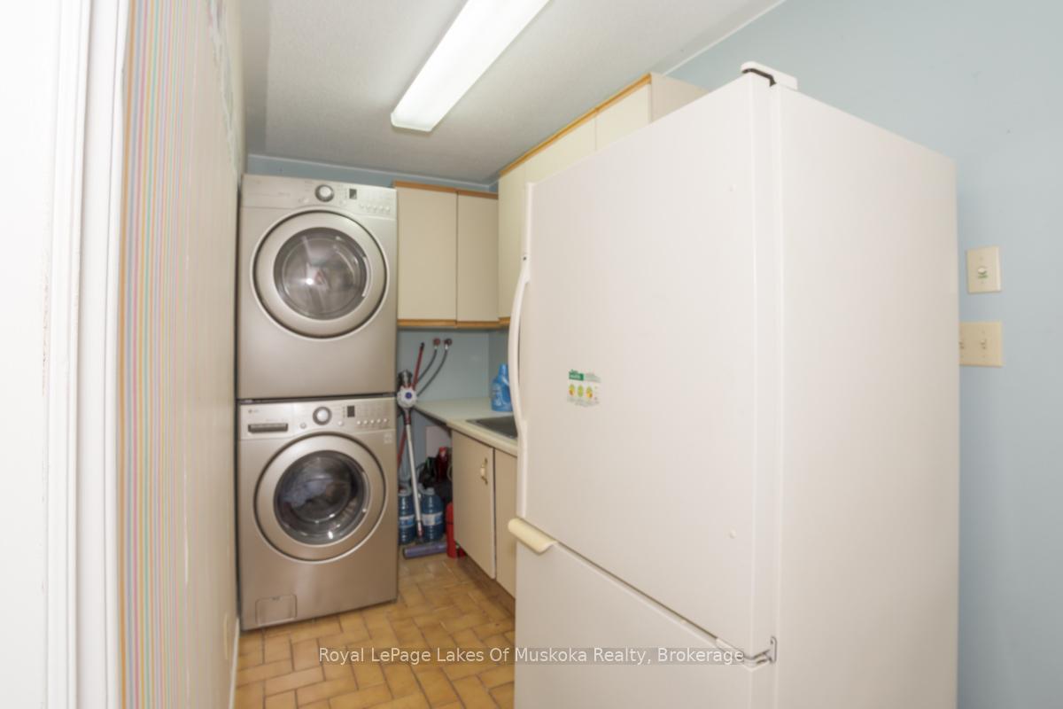Photo 33 of 110 Dill Street, Bracebridge — HOMEH