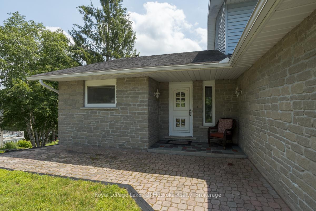Photo 41 of 110 Dill Street, Bracebridge — HOMEH