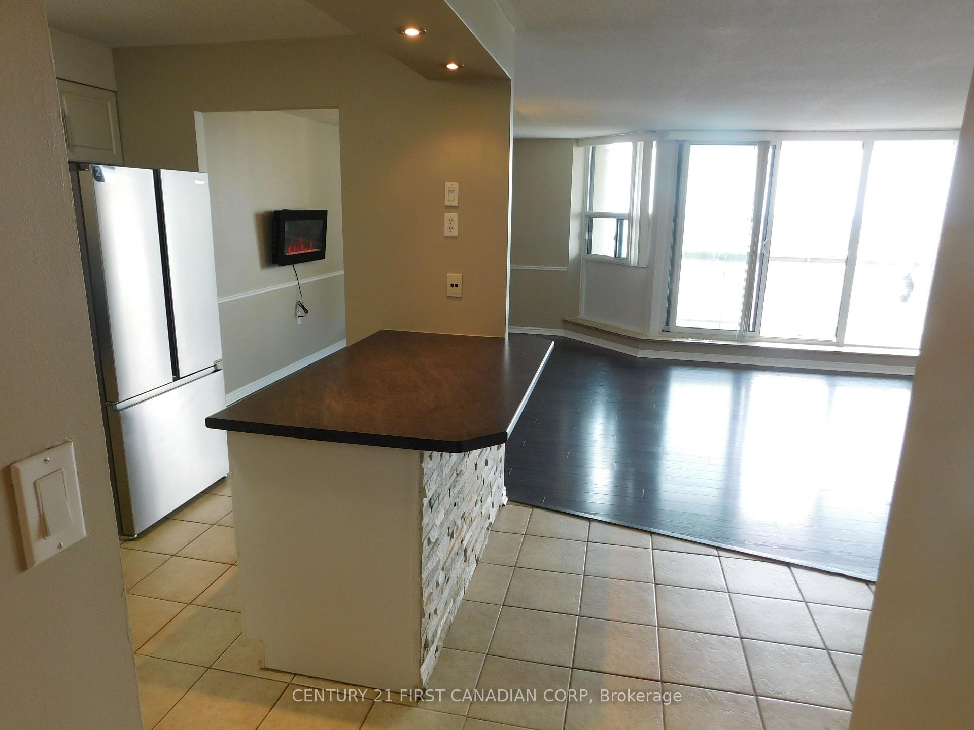 Photo 3 of Unit 2004, 323 Colborne Street, London, East K — HOMEH