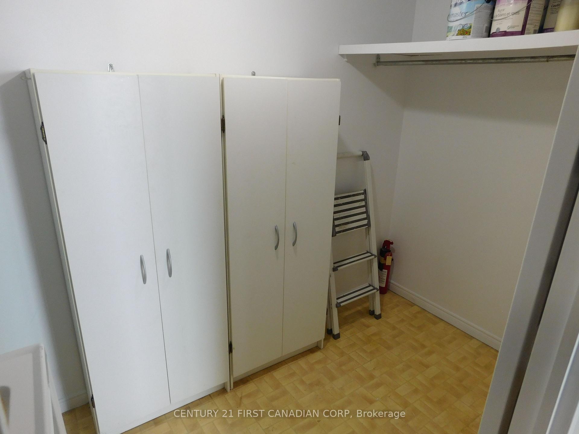 Photo 11 of Unit 2004, 323 Colborne Street, London, East K — HOMEH